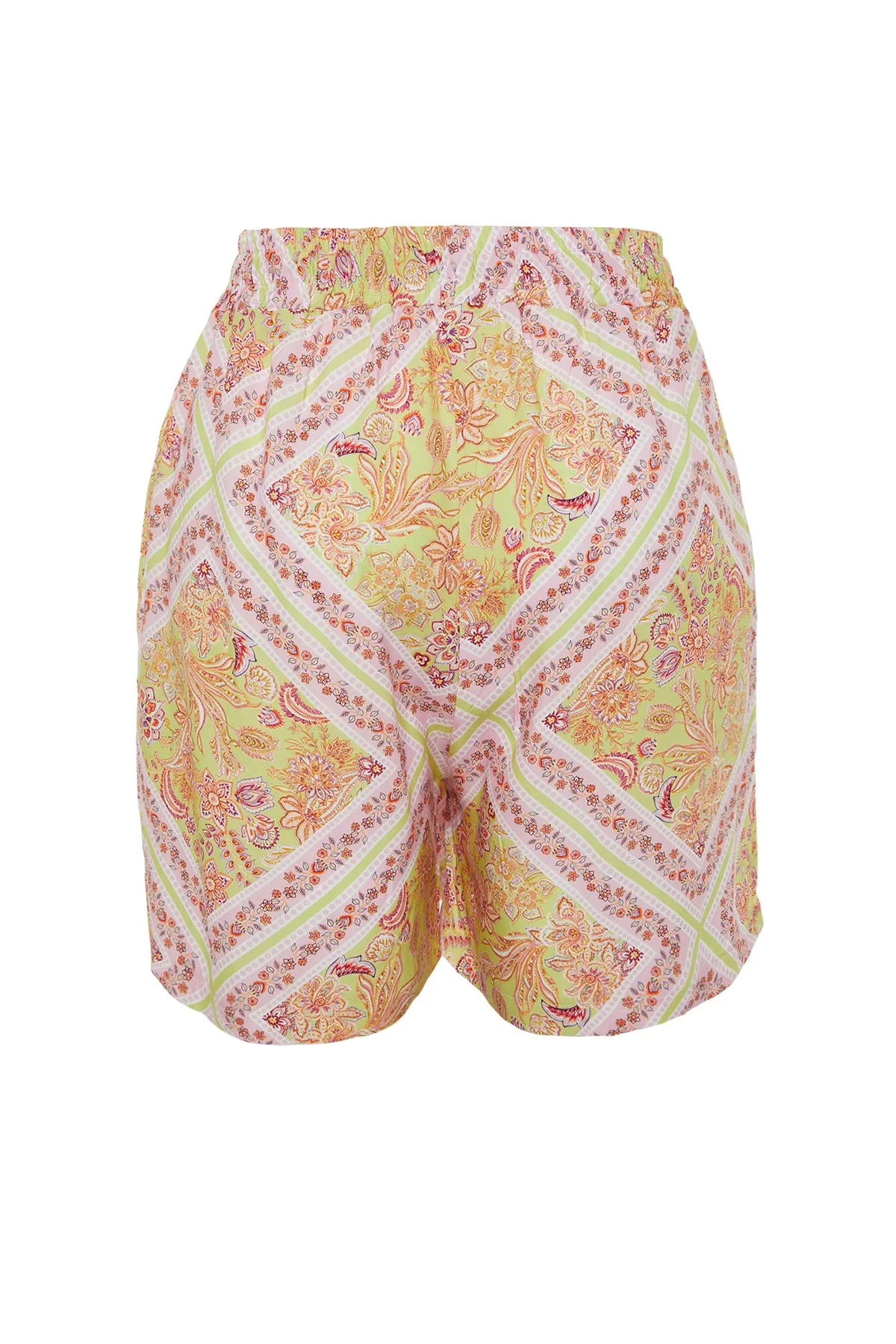 Trendyol Curve  Mehrfarbige Shorts mit Schalmuster und Bermuda TBBSS23AP00019