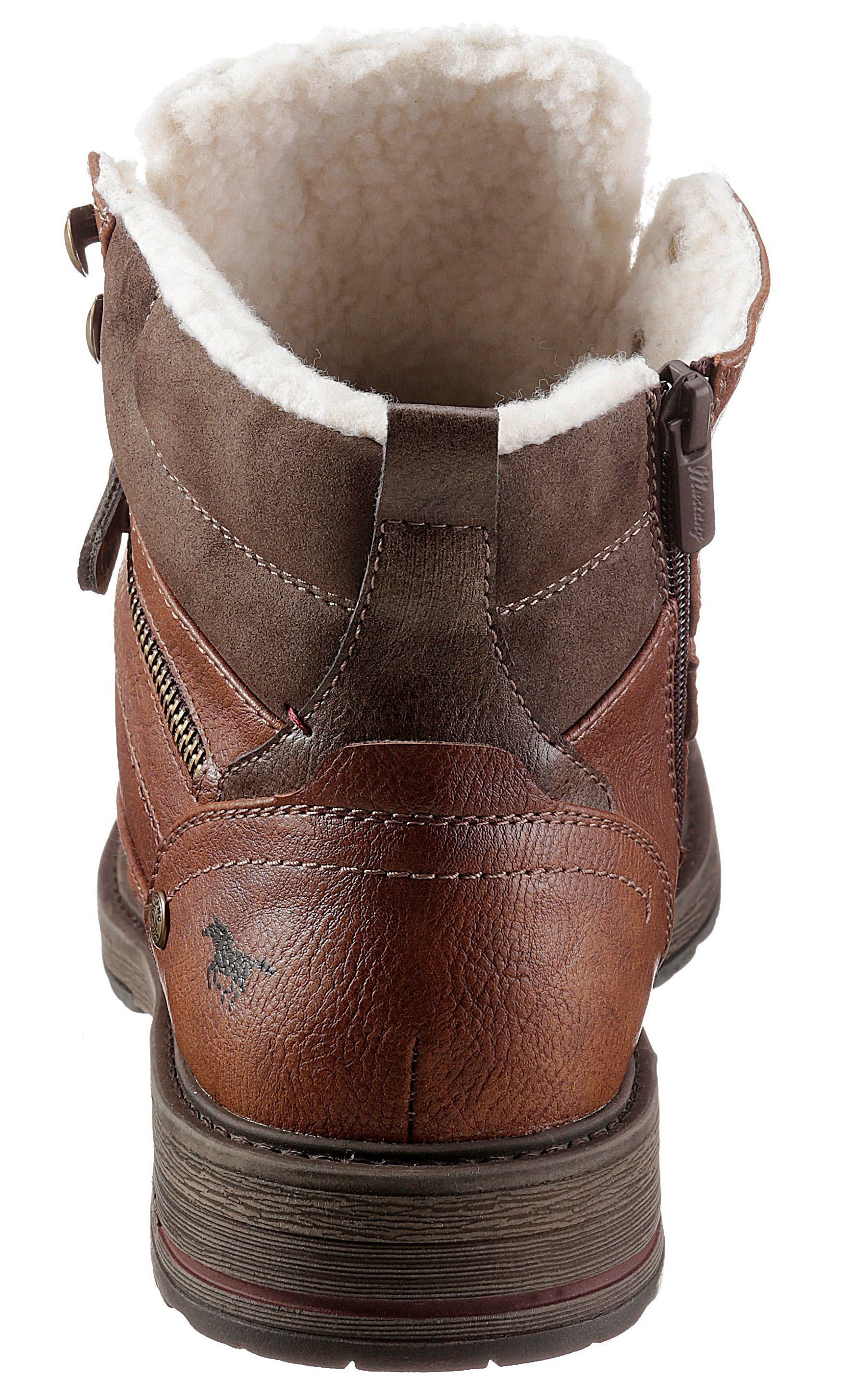 Mustang Shoes Winterstiefelette mit Zierreißverschluss an der Außenseite