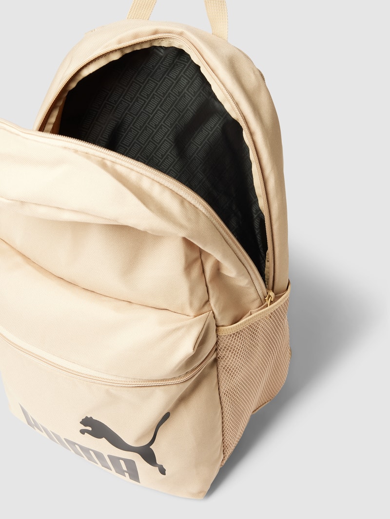 Rucksack mit Label-Details Modell 'Phase' in sand