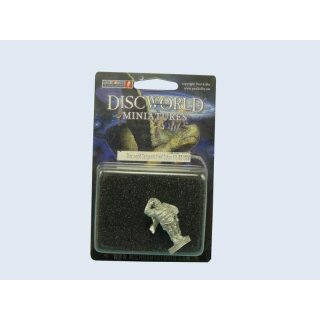Discworld Sergeant Fred Colon (1)