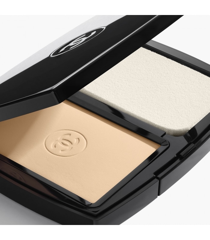 Chanel-ULTRA LE TEINT COMPACT HAUTE TENUE ULTRA CONFORT-Fini zéro défaut