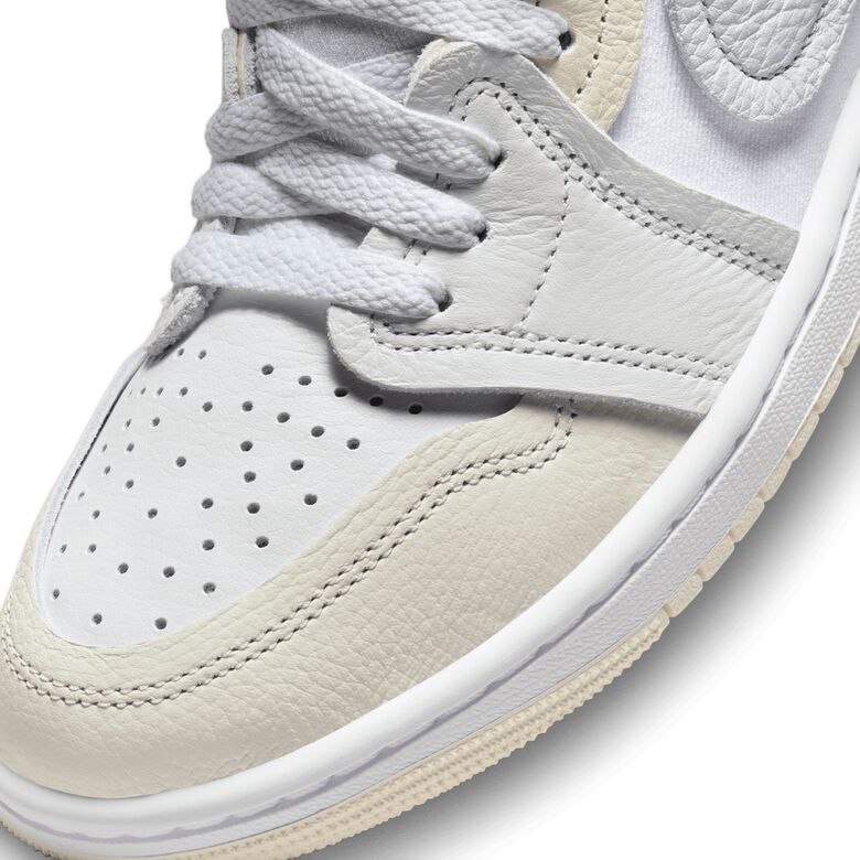 JORDAN Wmns Air Jordan 1 MM High “Coconut Milk” white/pure platinum-sail-coconut