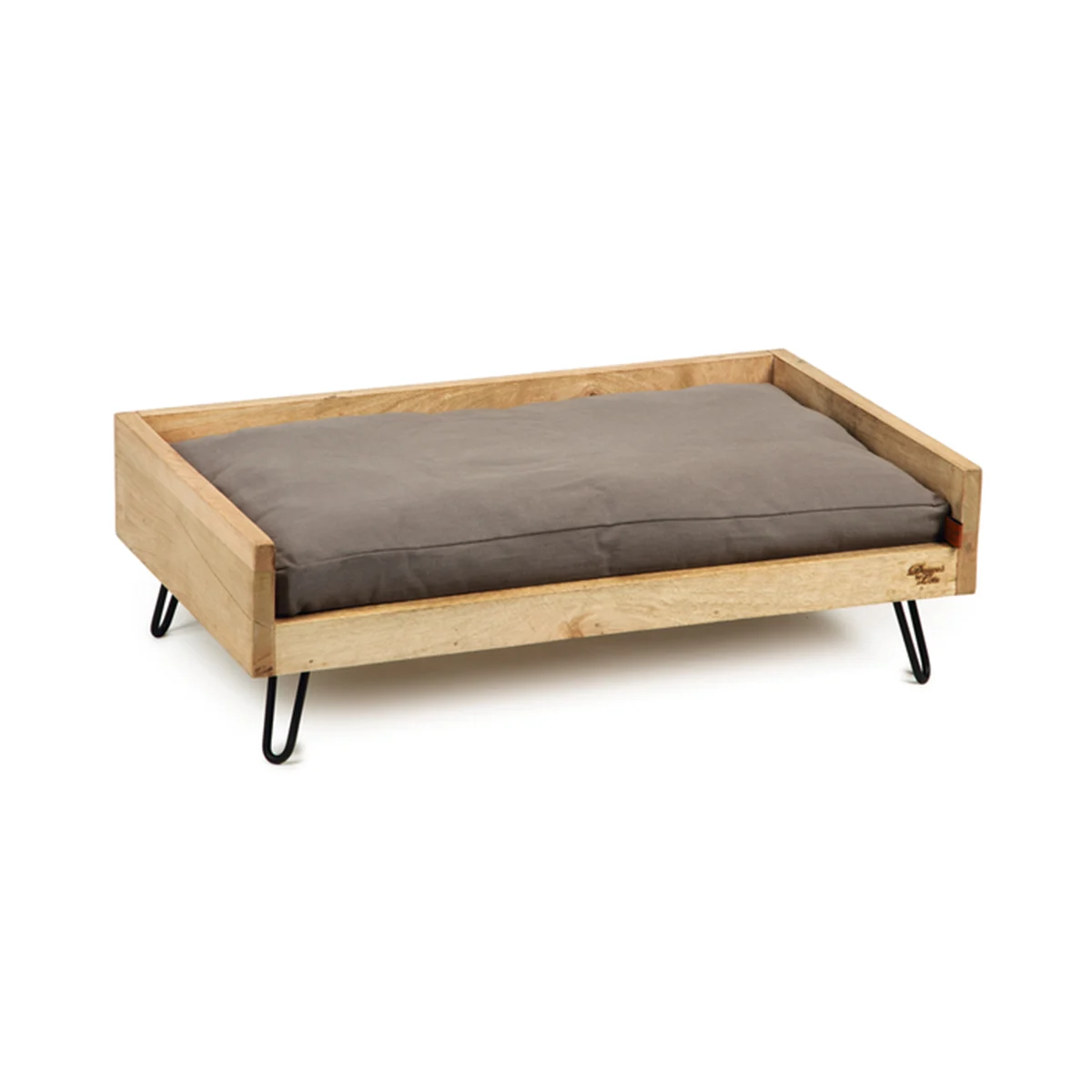 Designed by Lotte Holzbett Turana 100x70x28cm