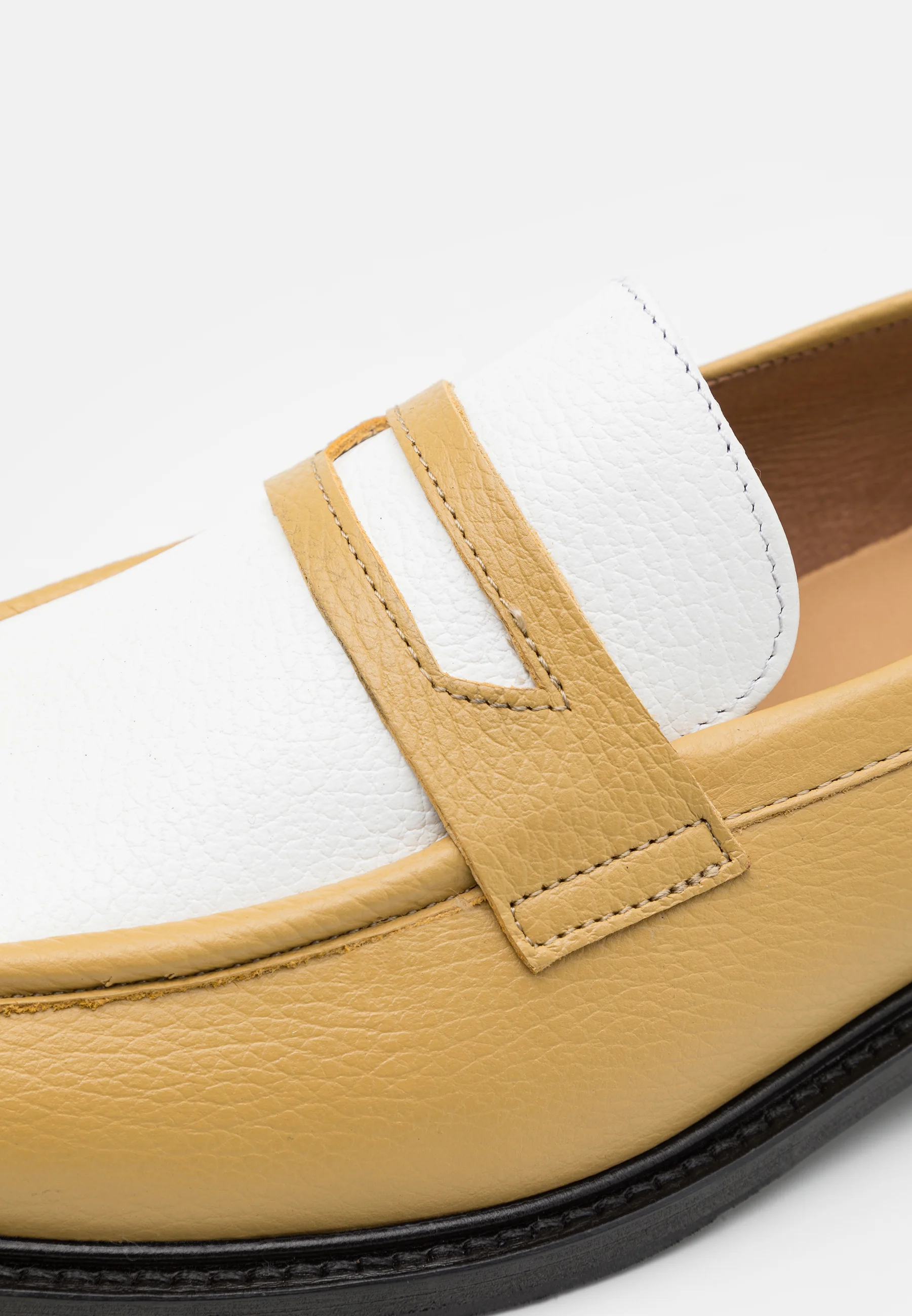 J.LINDEBERG DEAN LOAFER - Zapatos sin cordones