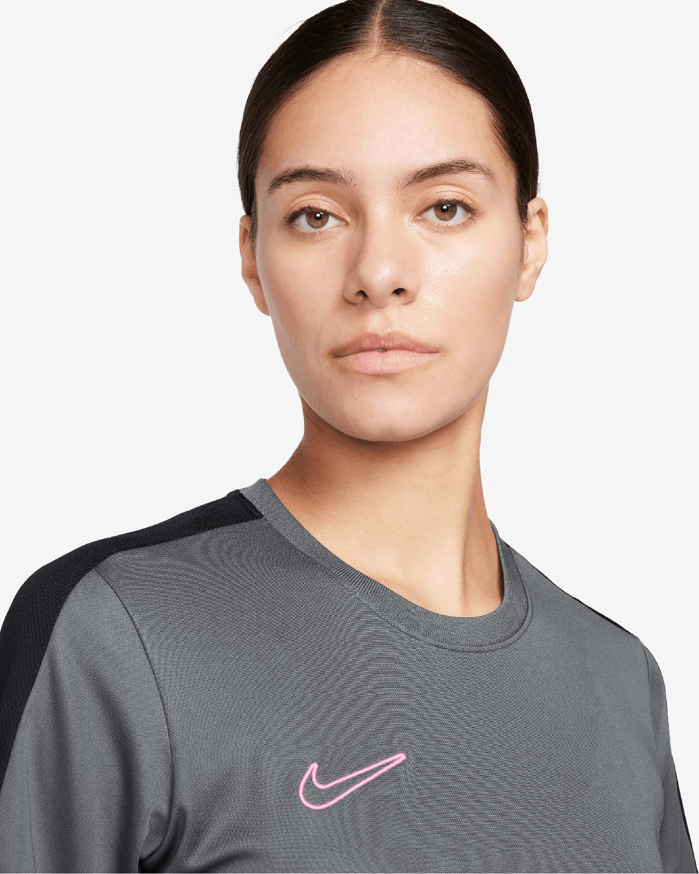 Futbalové šortky Nike Dri Fit Academy W DX0521-068