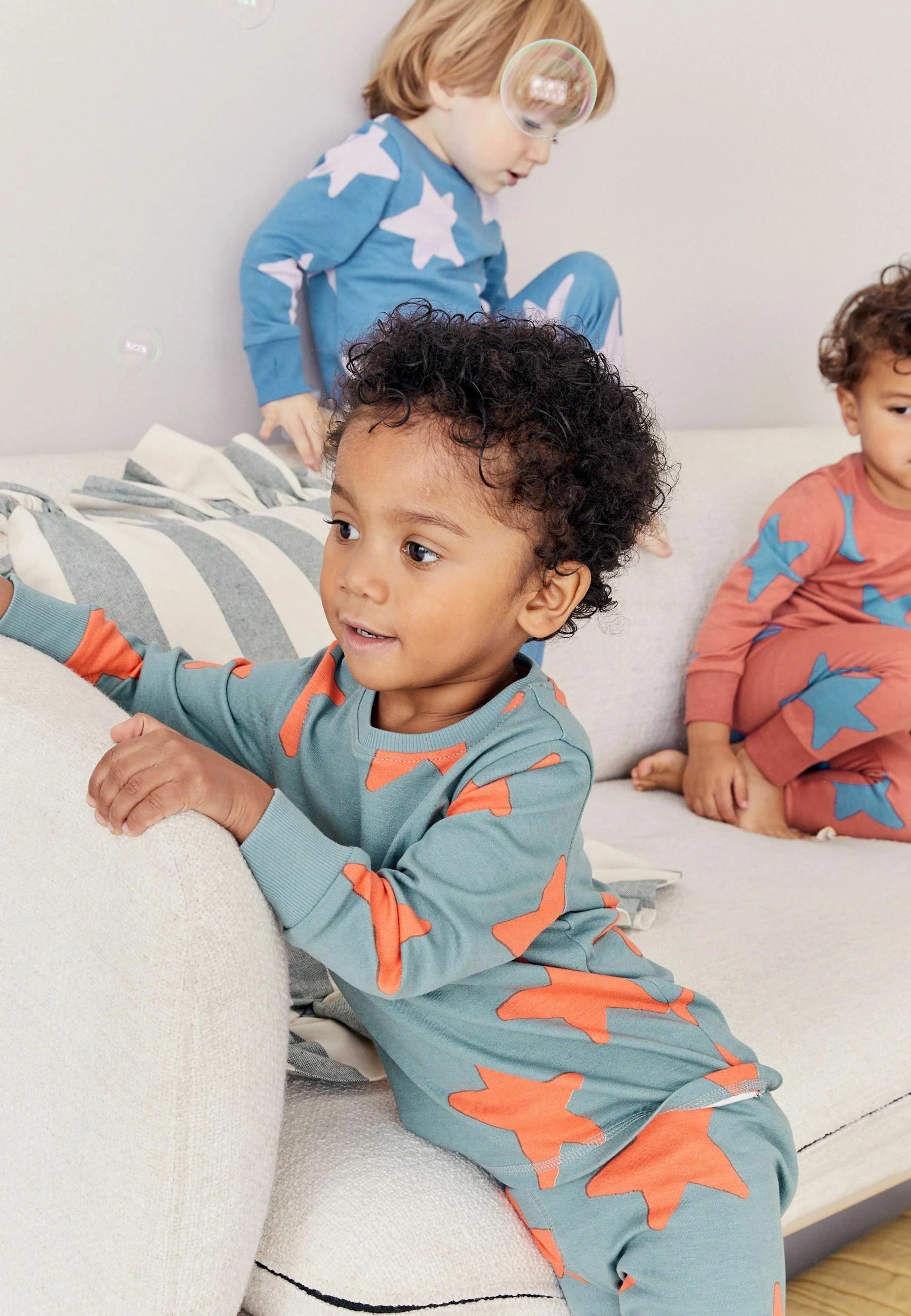 Siguiente PAQUETE DE 3 PIJAMAS SNUGGLE - AJUSTE REGULAR