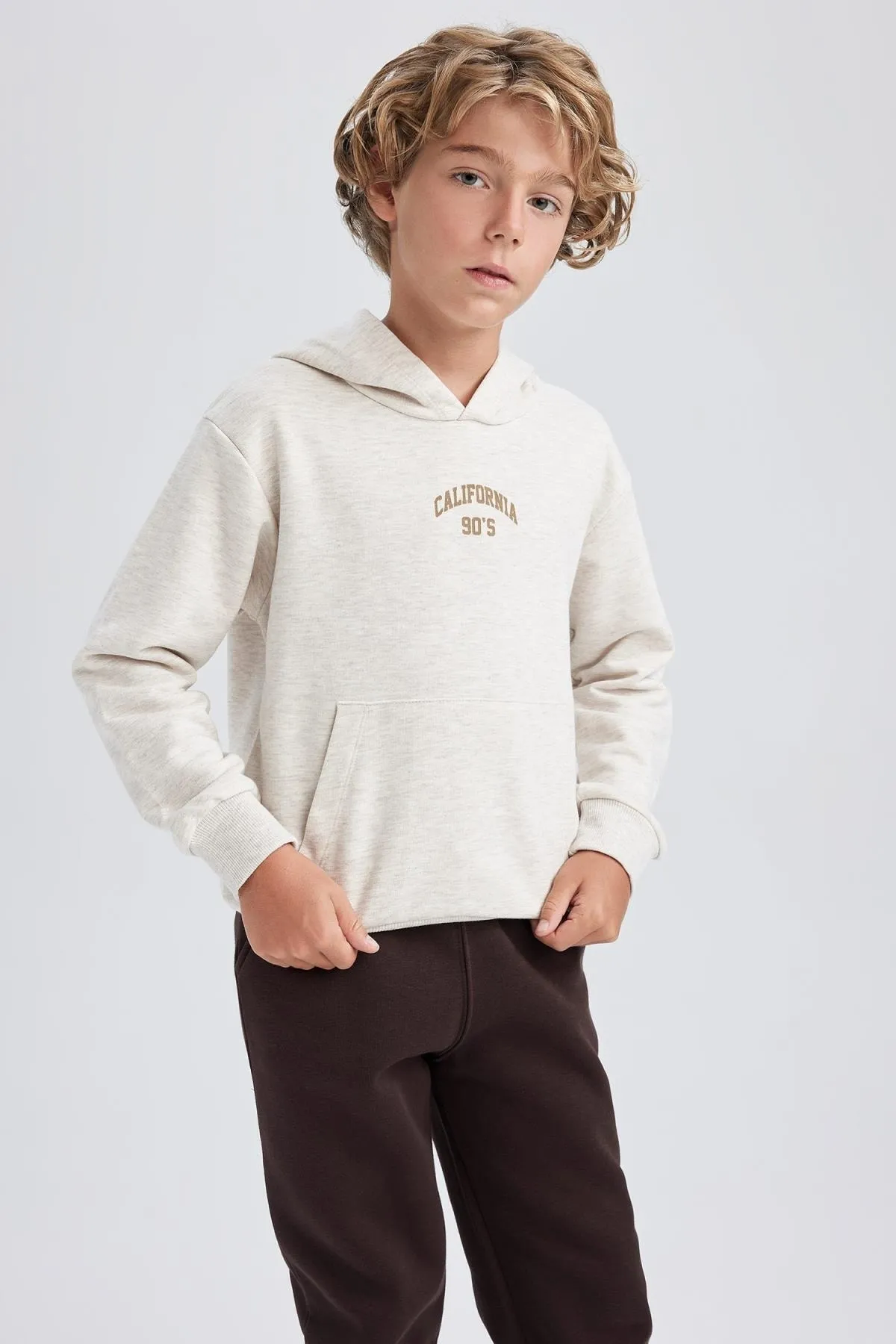 DeFacto  Neues Schul-Sweatshirt mit Kapuze für Jungen
