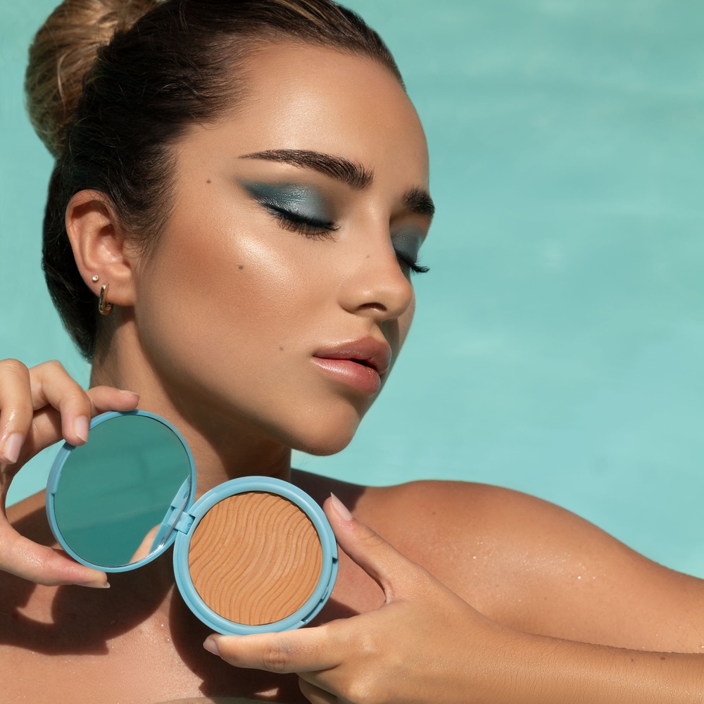 nabilla beauty French Riviera 04 Palette fard à paupières 8 teintes