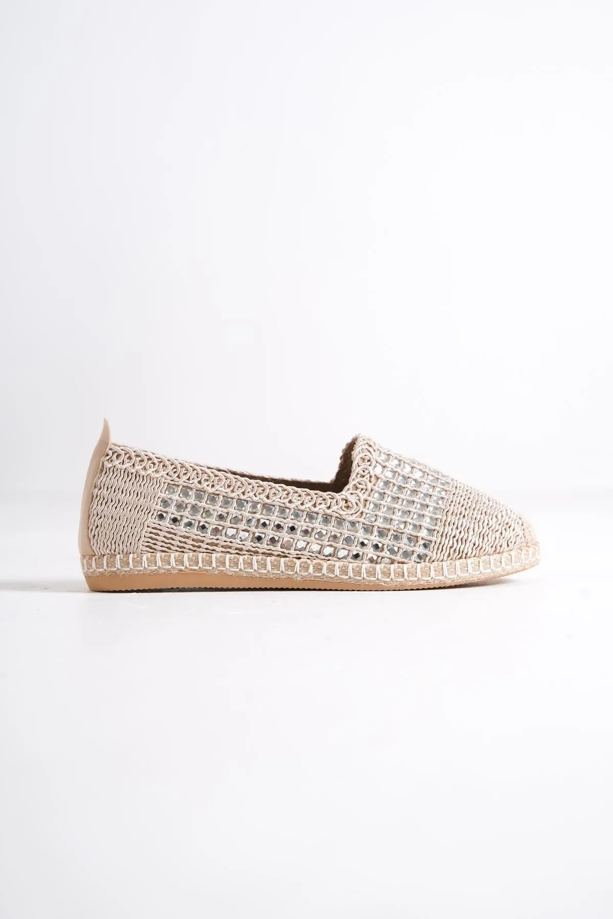 Capone Outfitters  Capone Oval Toe Stone Beige Damen-Slip-On-Seil-Espadrille