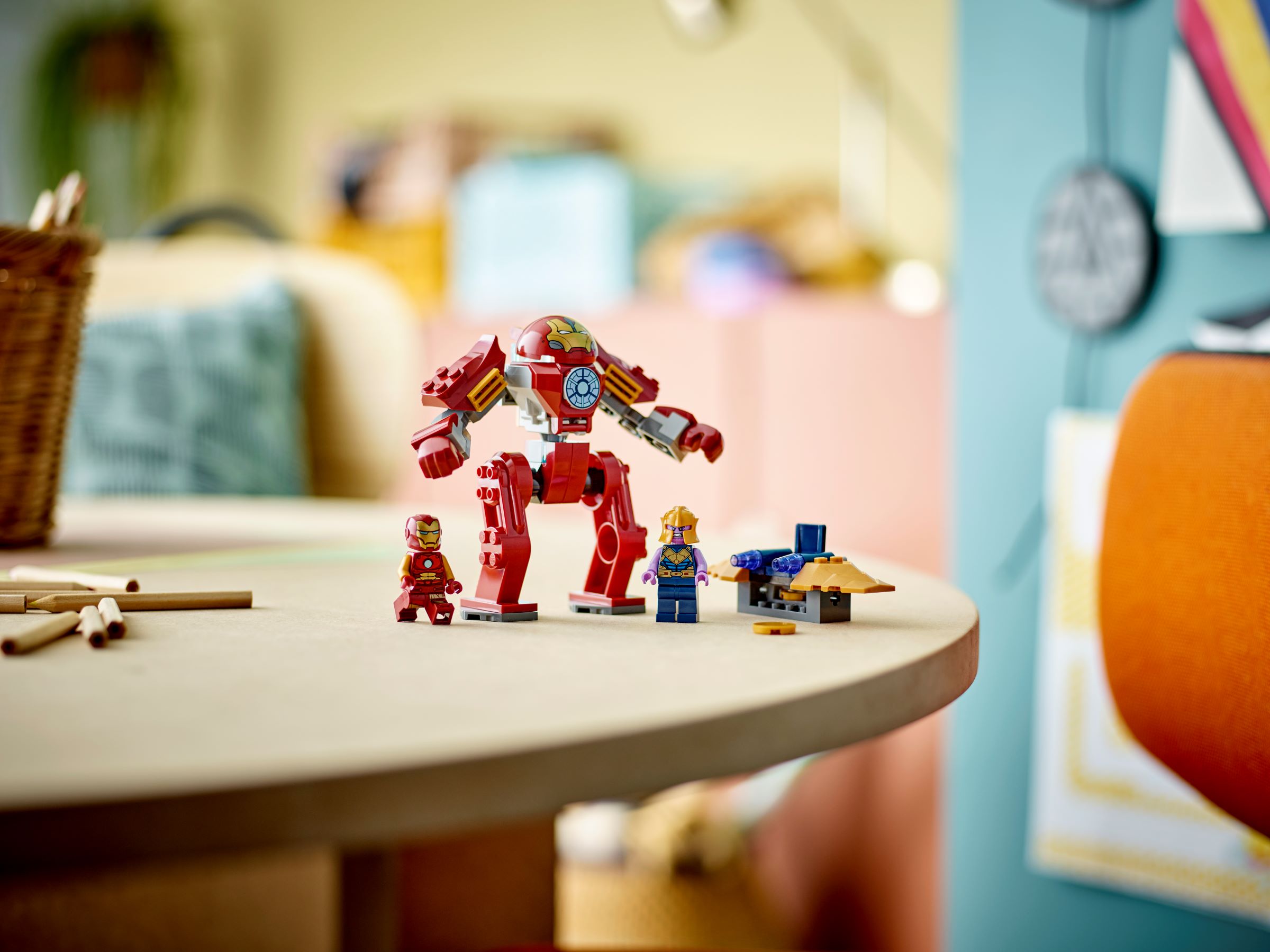 Iron Man Hulkbuster vs. Thanos  76263