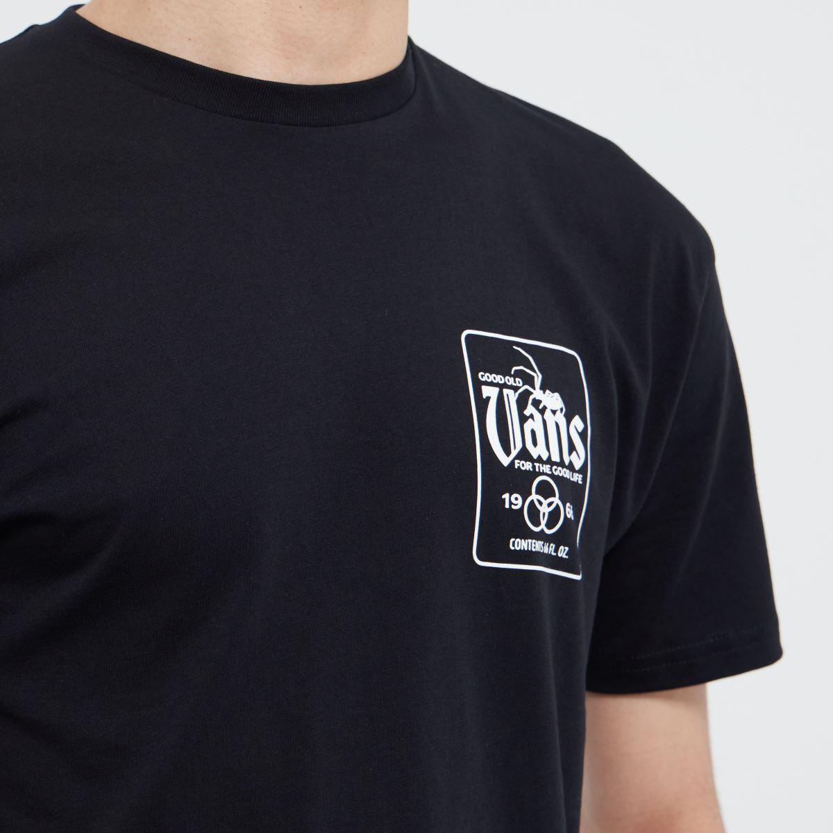 Vans – Svart t-shirt med inspiration från Bucket List