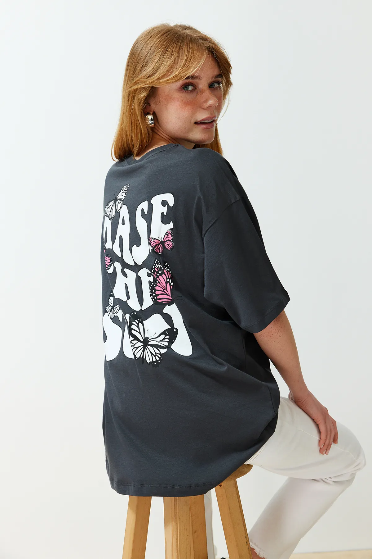 Trendyol Collection  T-Shirt - Grau - Oversized
