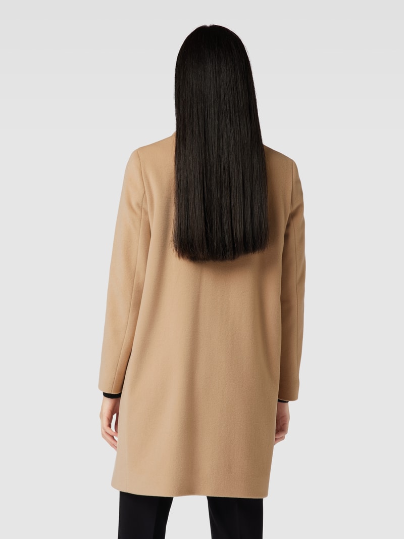Mantel mit in camel