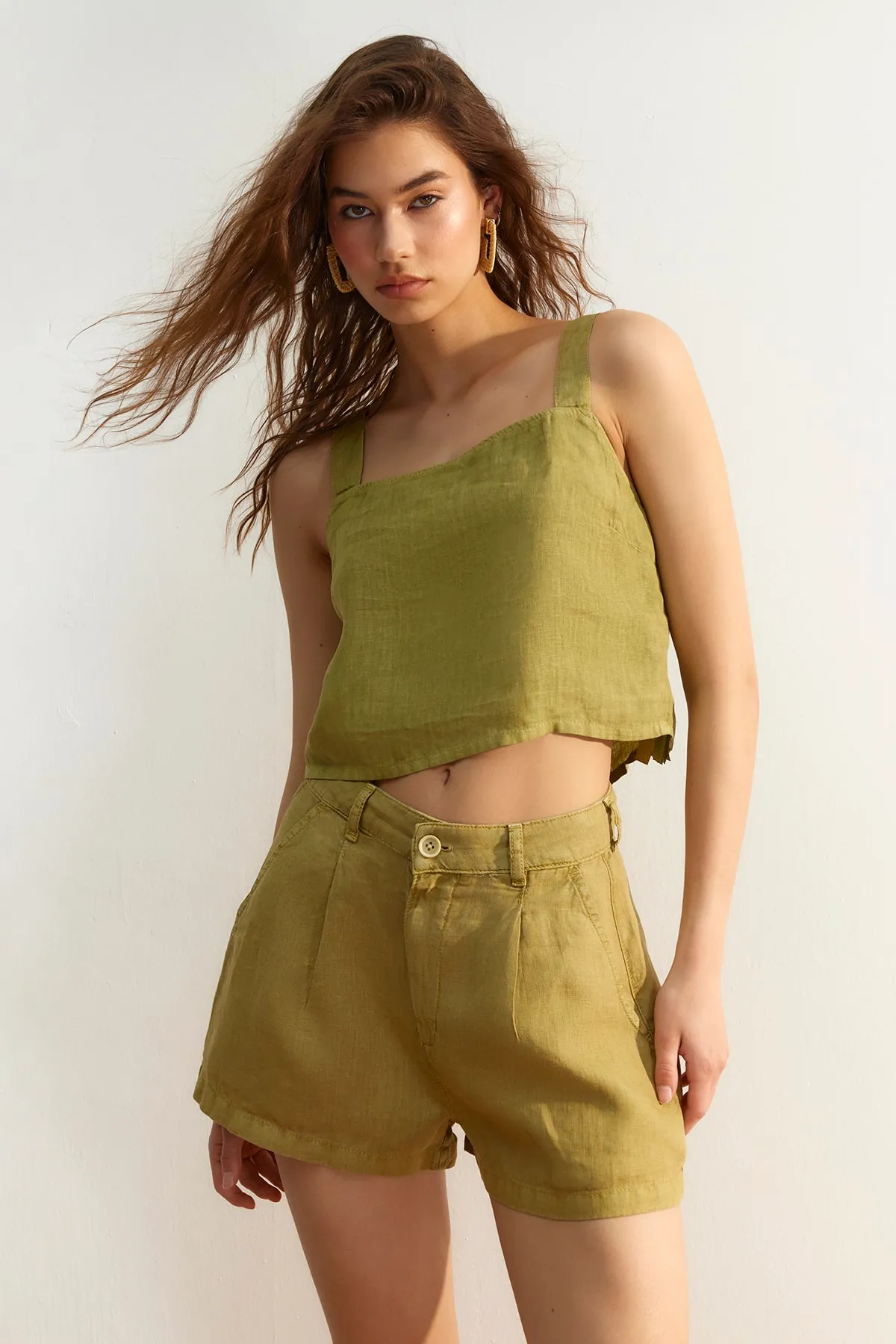Trendyol Collection  Ölgrünes Bustier aus 100 % Leinen