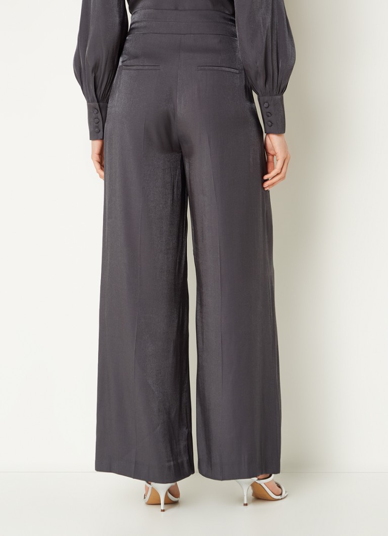 Pantaloni cu talie înaltă, croială largă și buzunare laterale, de la Aaiko Giani.