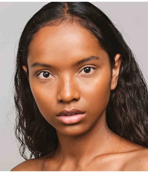 MADARA Skin Equal Flüssige Foundation-30 ml