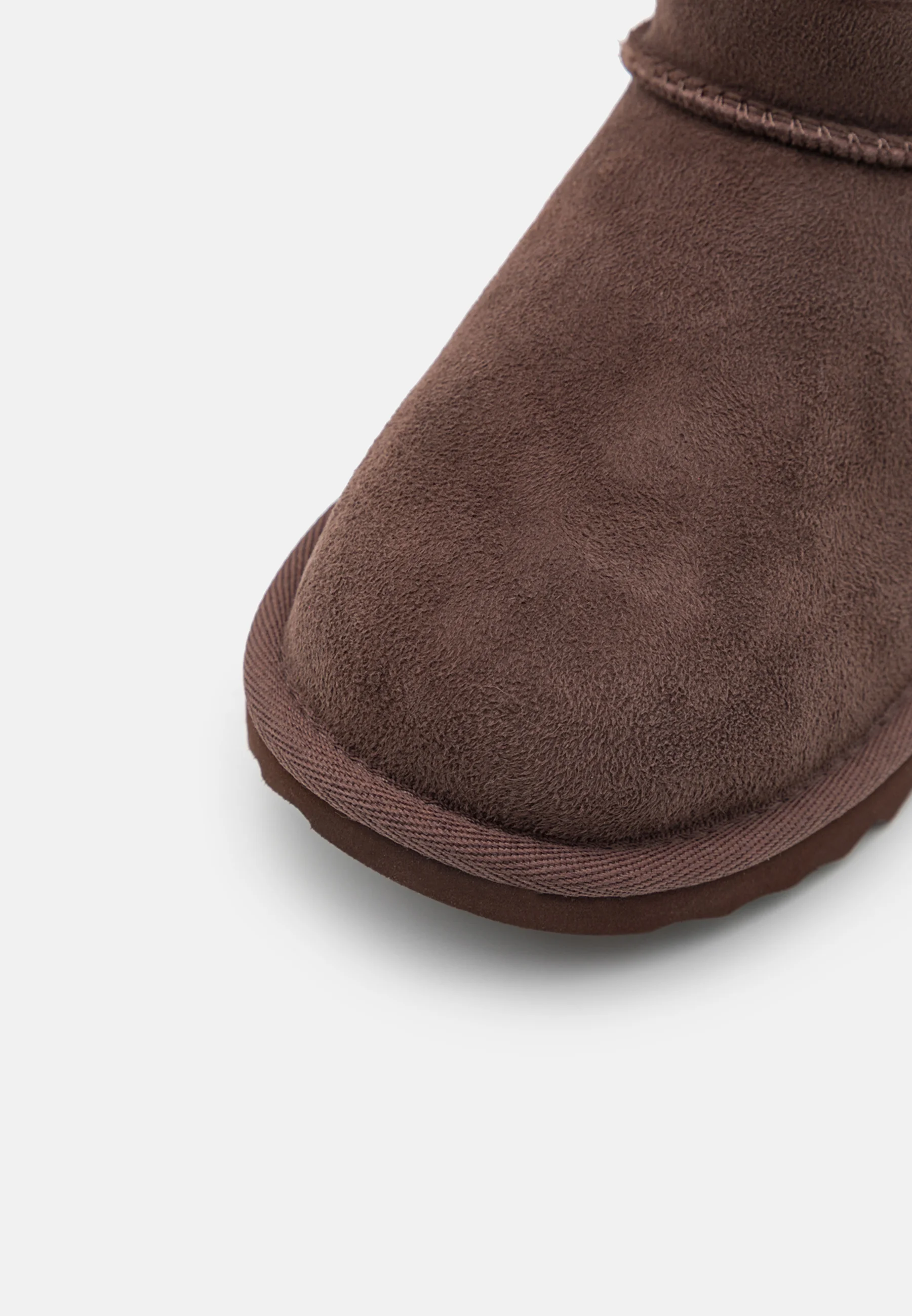 UGG CLASSIC ULTRA MINI UNISEX - Botines
