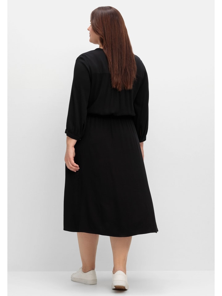 sheego Tailliertes Kleid in schwarz günstig kaufen