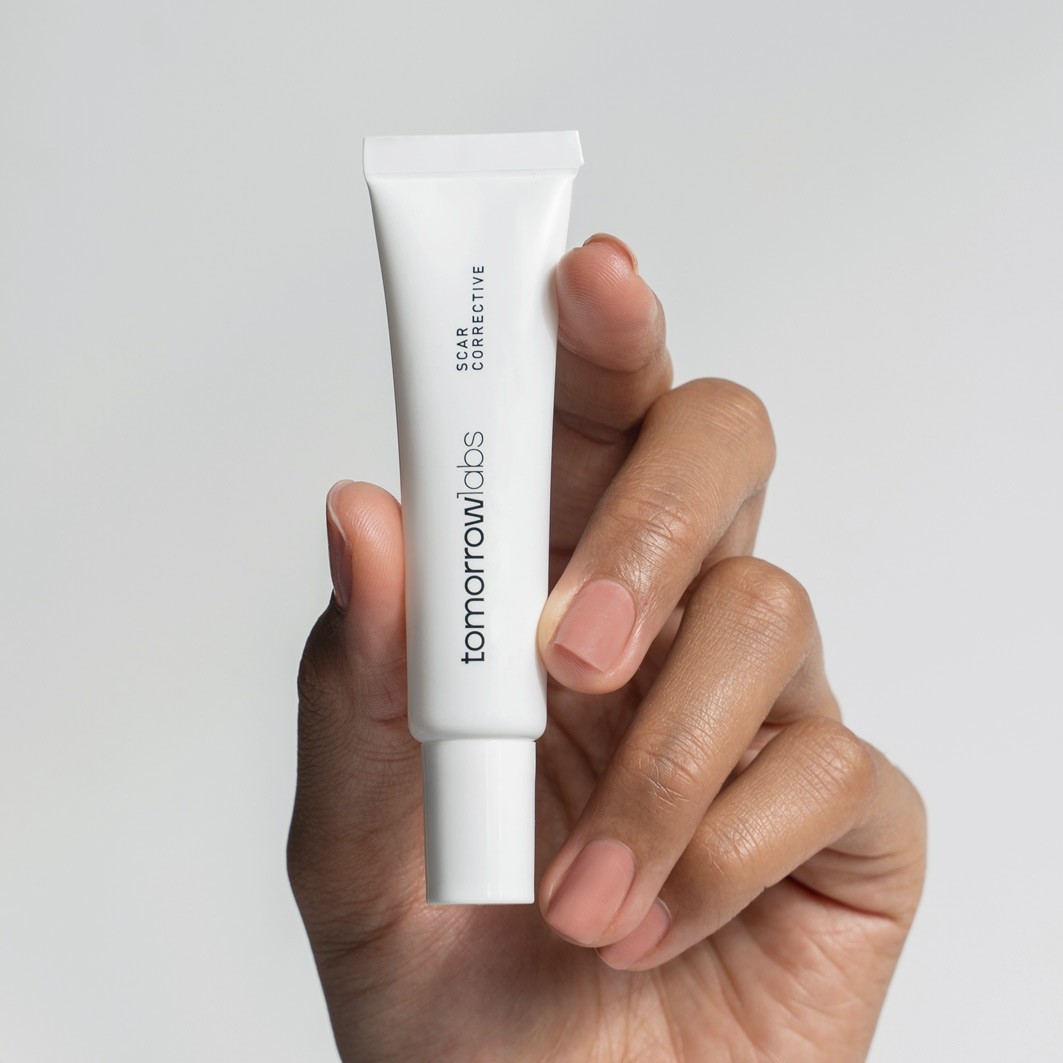 Corrector de cicatrices tomorrowlabs