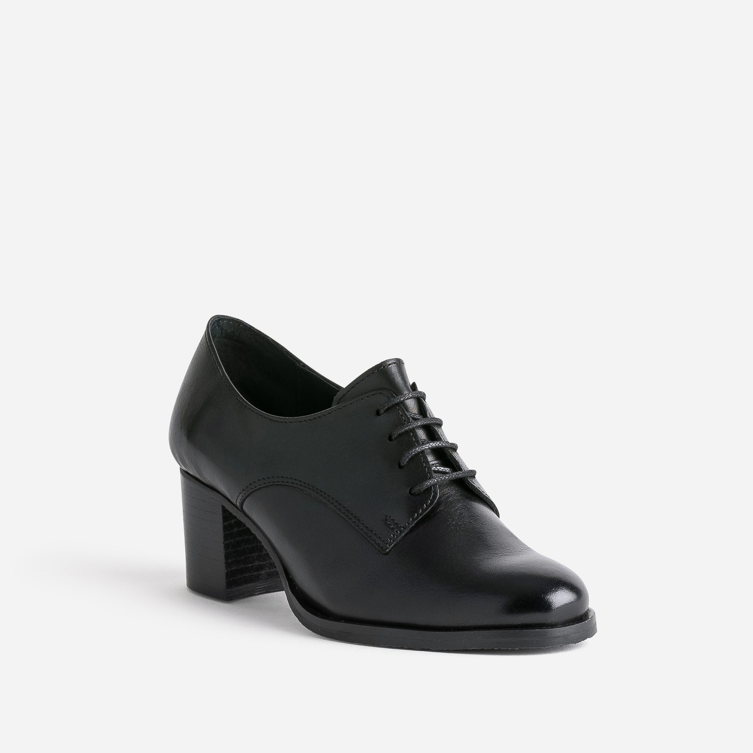 Derby à talon noir en cuir