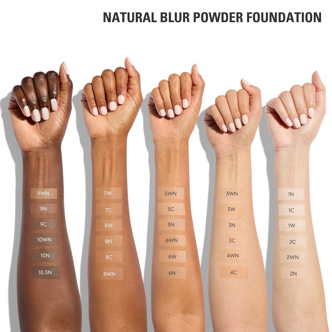 KYLIE COSMETICS Naturalny puder rozświetlający