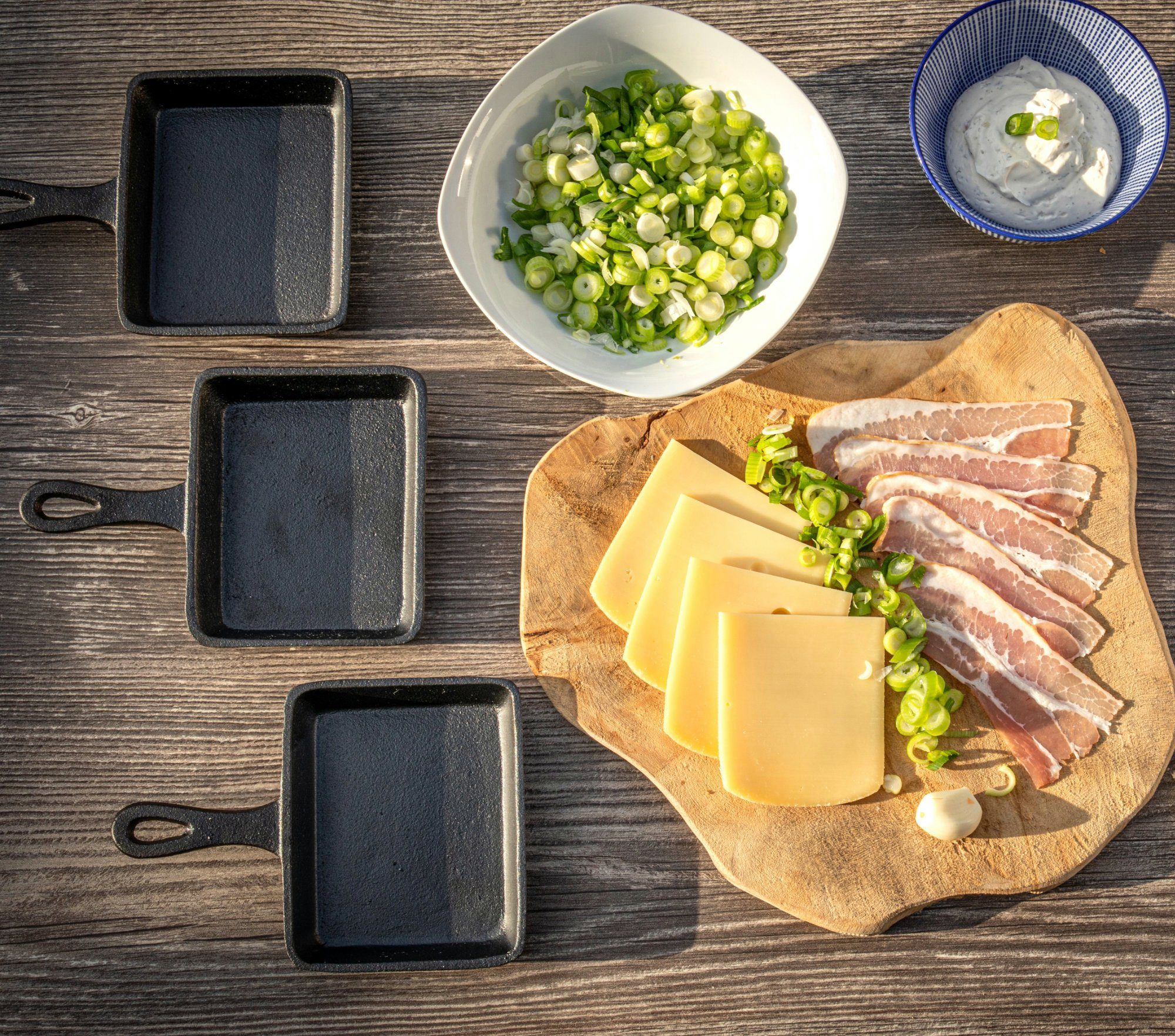 BBQ-Toro Raclettepfännchen Gusseisen Raclette Pfännchen (6 Stück), 12,5 x 18 cm, Grillzubehör, Gusseisen