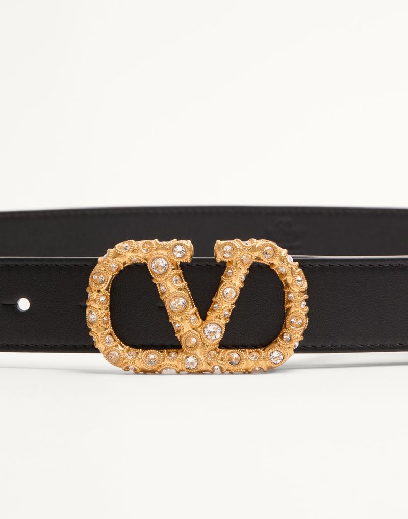 VLogo Signature Bælte i Skinnende Kalveskind med Krystaller 30 mm