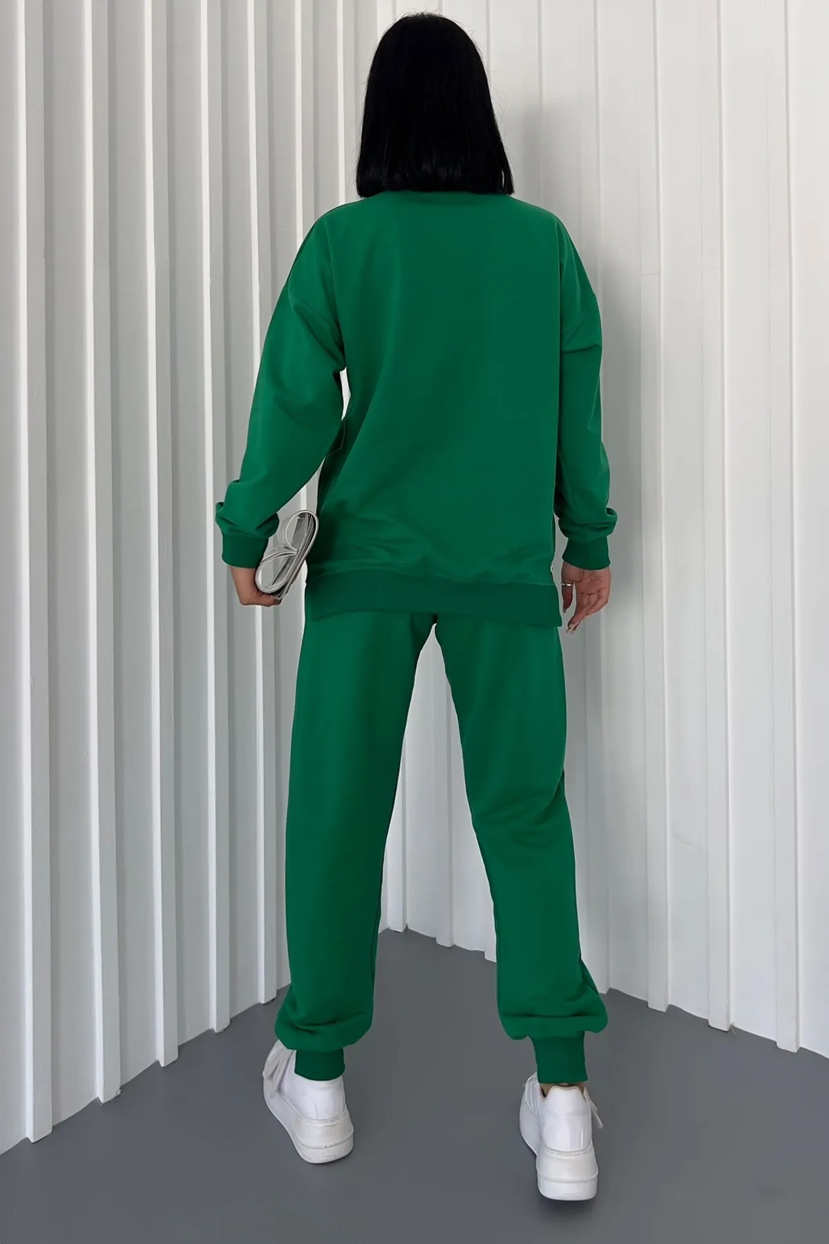 lovebox  Zweifädiger Baumwollstoff, Garni mit seitlichem Reißverschluss und Beindetail, langärmeliger grüner Trainingsanzug 300
