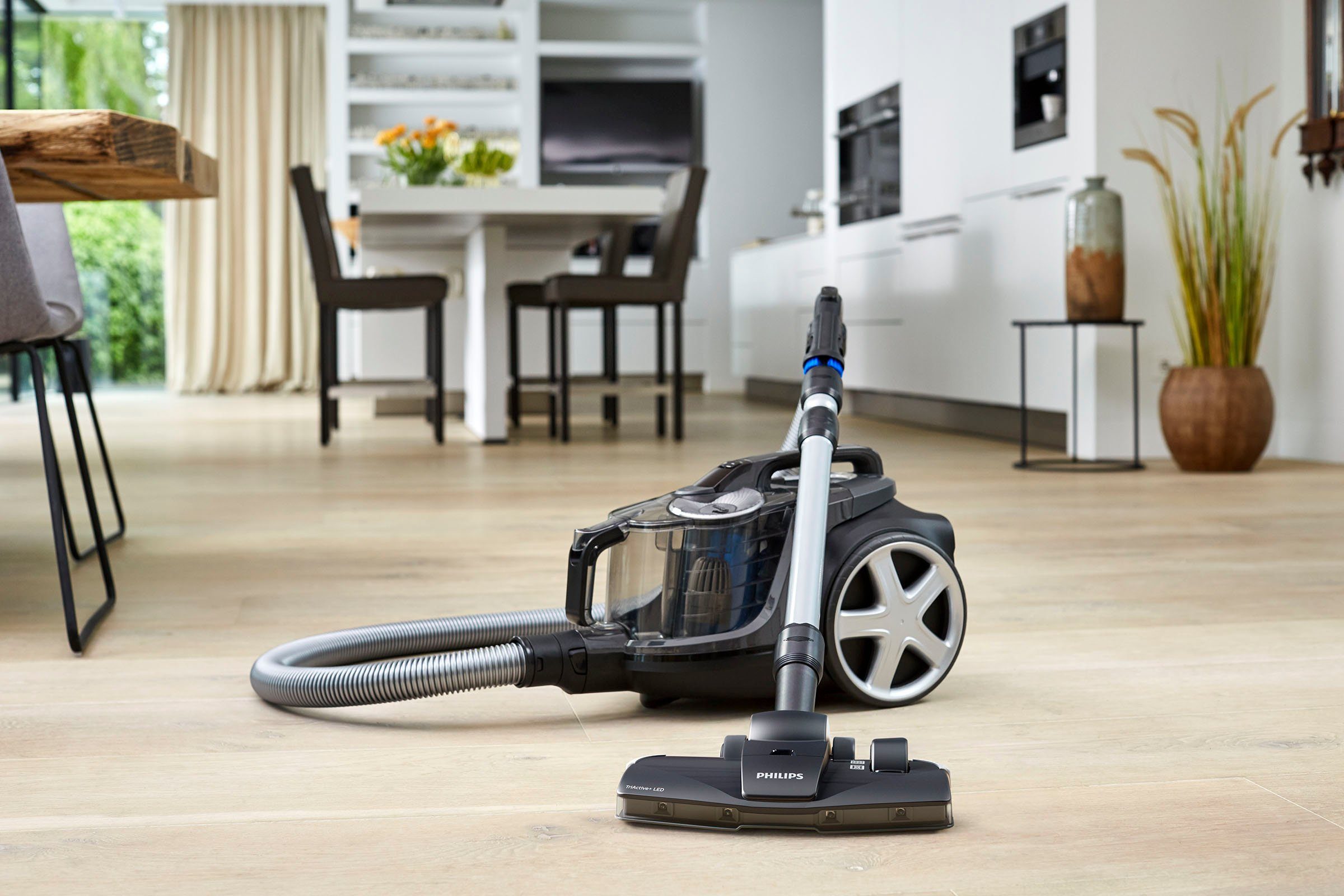 Philips Bodenstaubsauger FC9747/09, 900 W, beutellos, mit 2 l Fassungsvermögen und Tri-Active-LED-Düse