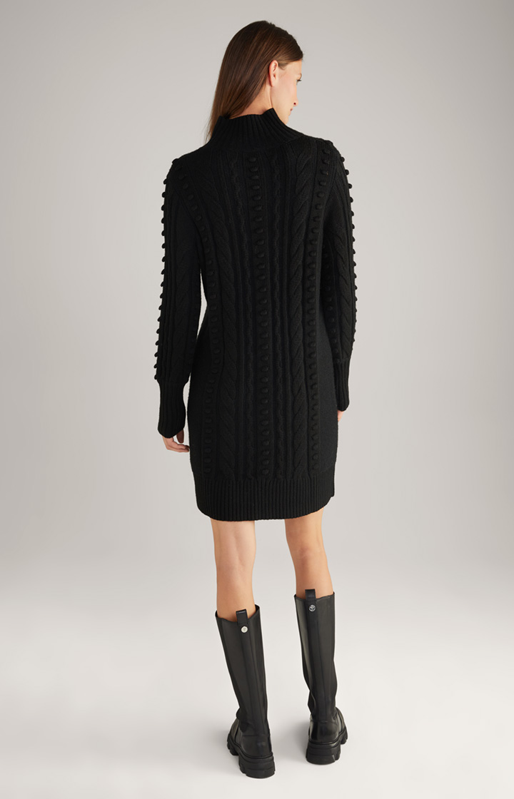 Strickkleid in Schwarz