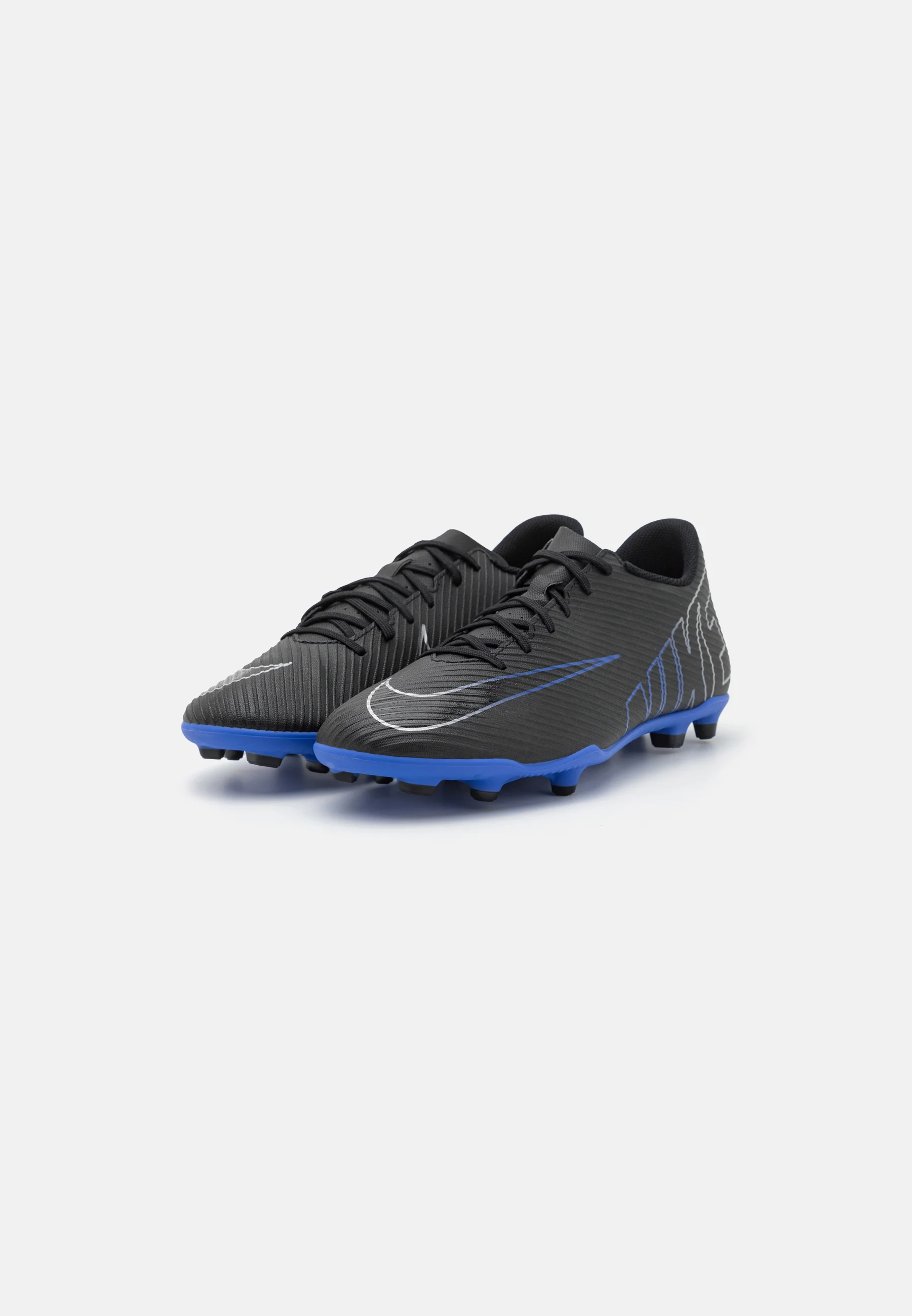 Nike Performance MERCURIAL VAPOR 15 CLUB MG - Botas de fútbol sala con tacos