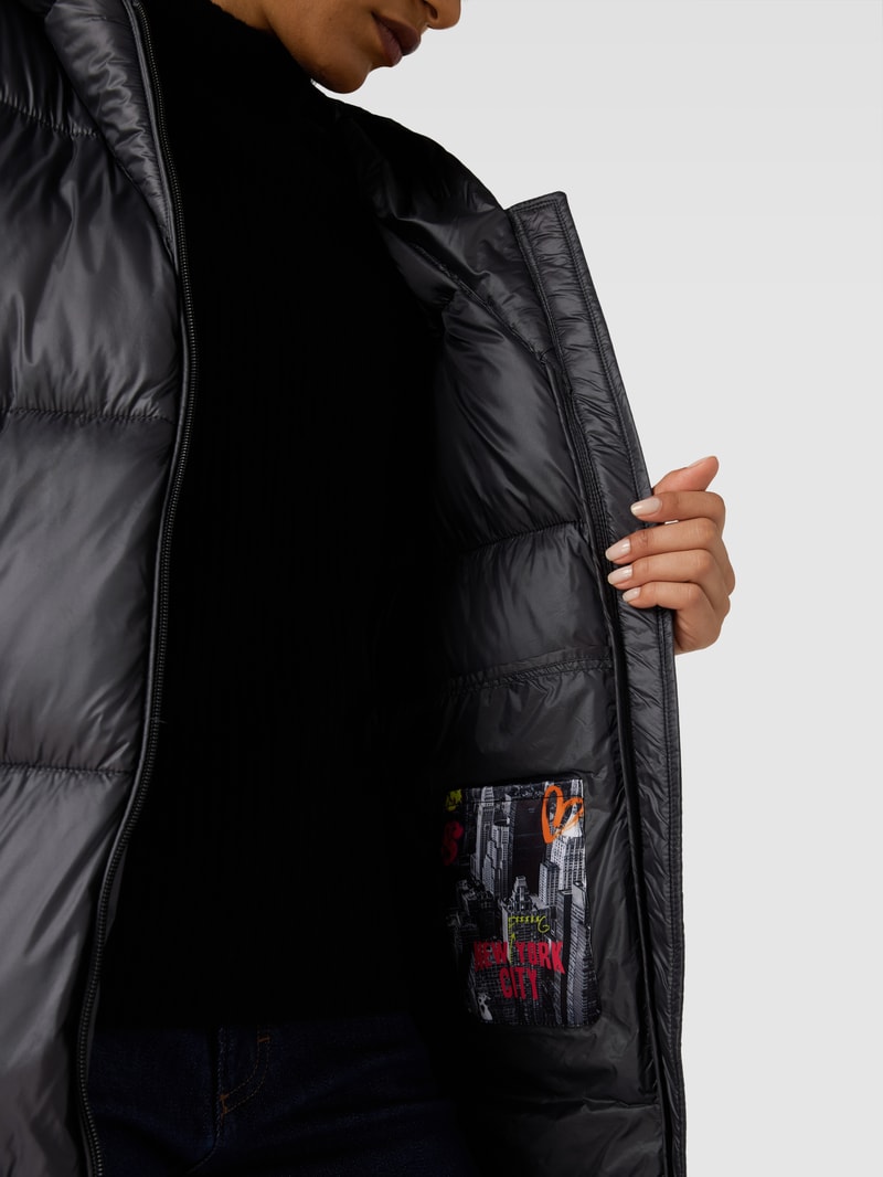 Steppmantel mit Kapuze Modell 'SHELLY' in anthrazit