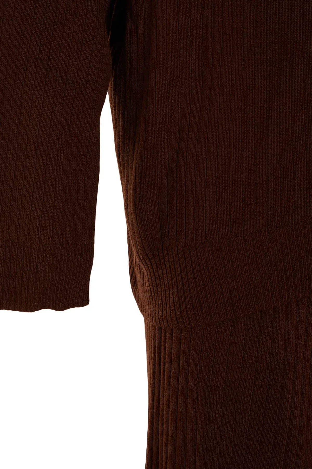 Trendyol Collection  Braunes Strickoberteil- und -unterteil-Set mit Rundhalsausschnitt TWOSS20AU0084