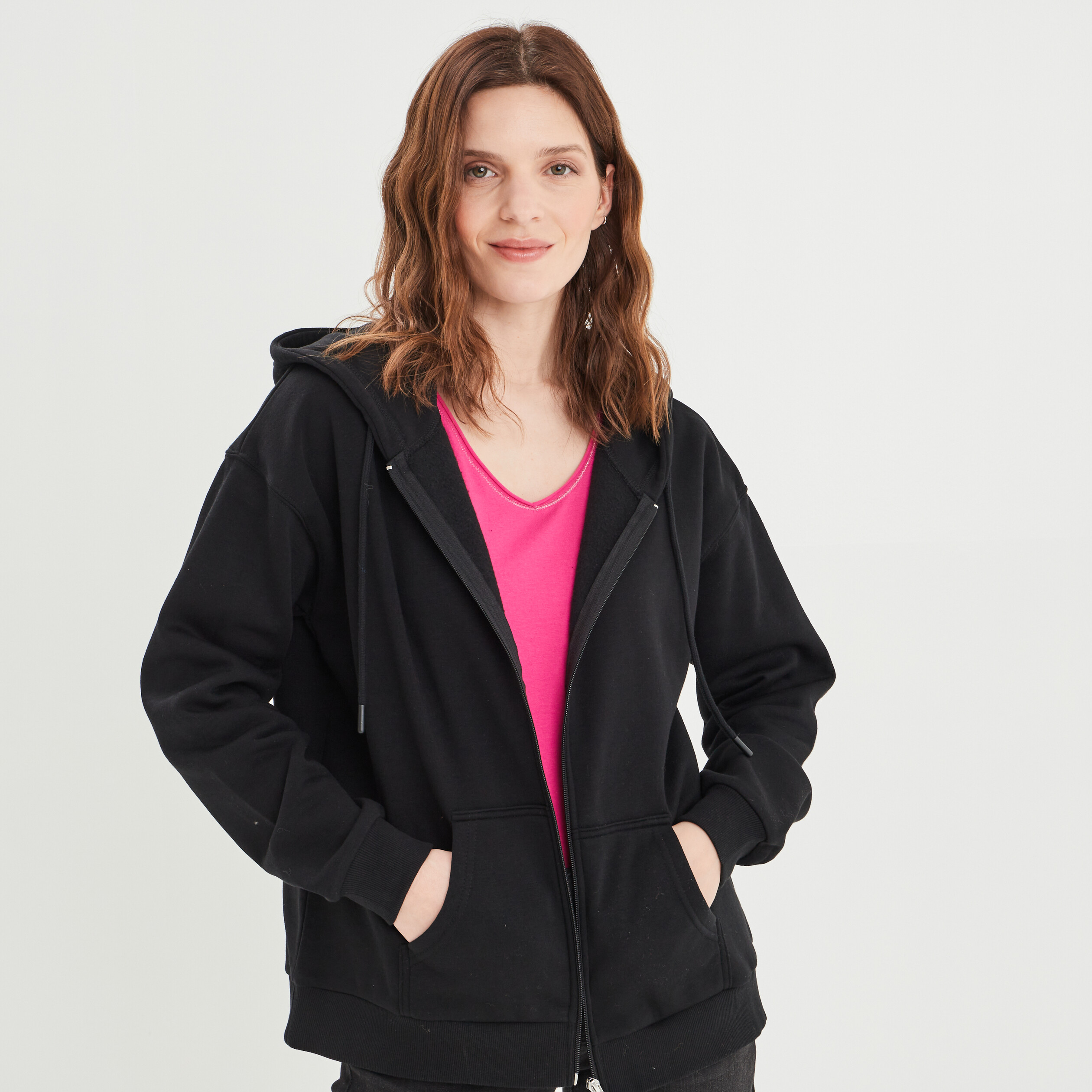 Sweat zippé à capuche noir femme | La Halle