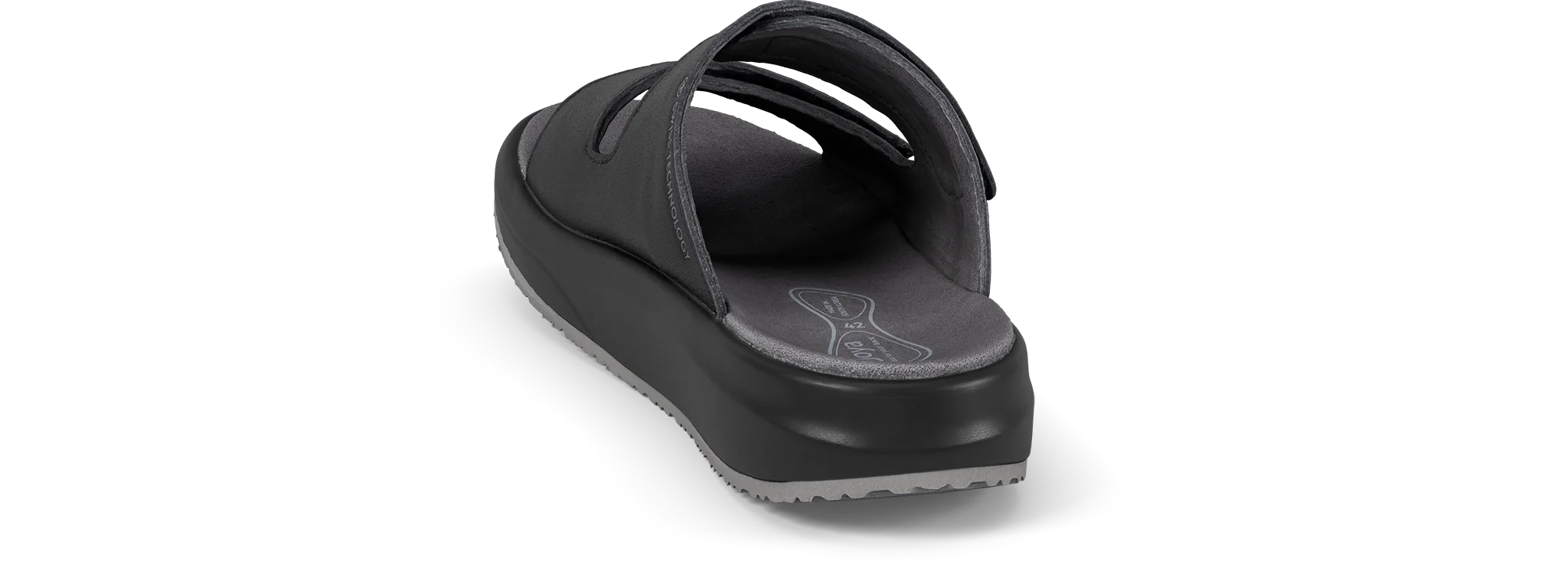 Max III Black