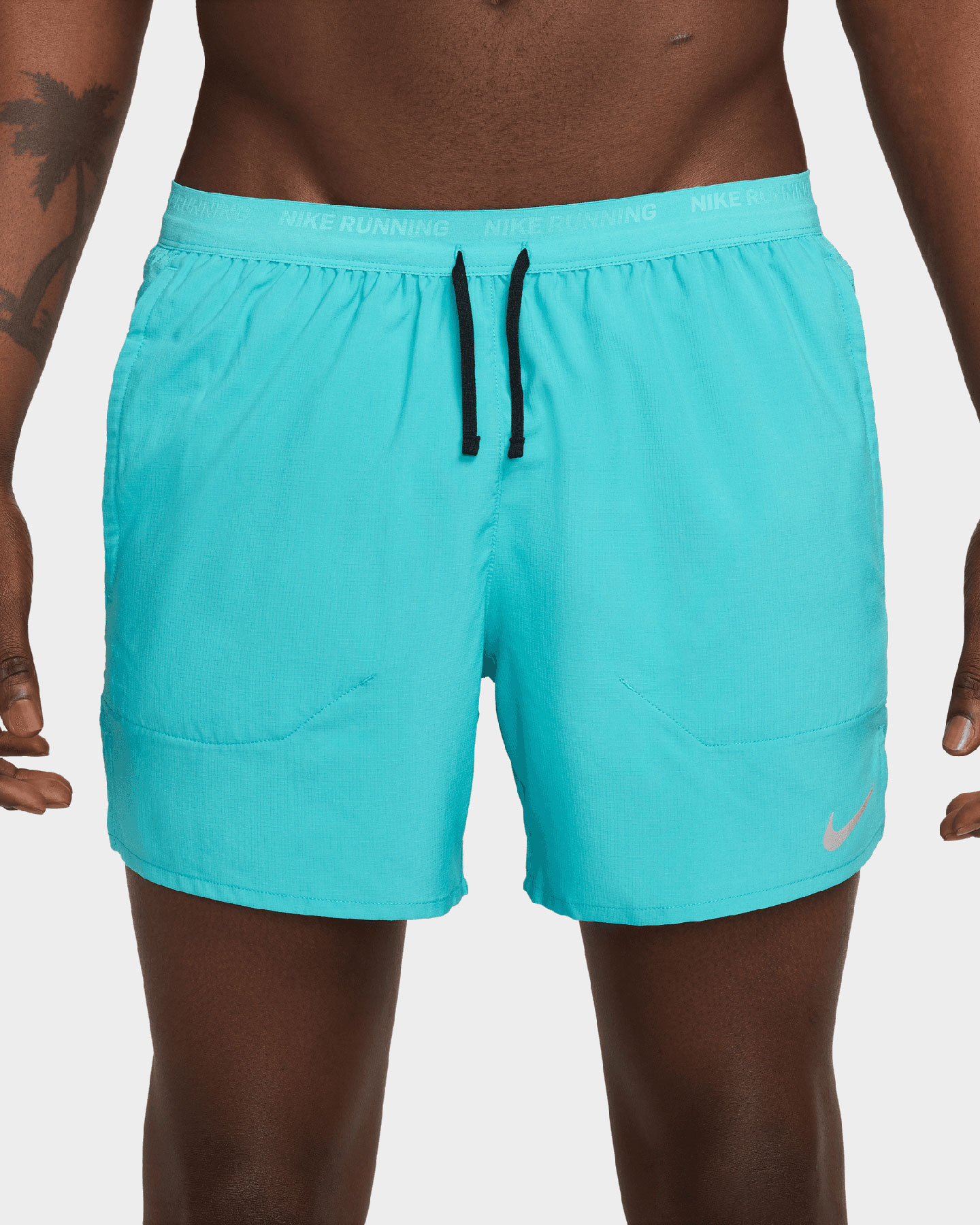 Bežecké šortky Nike Stride M DM4755-345
