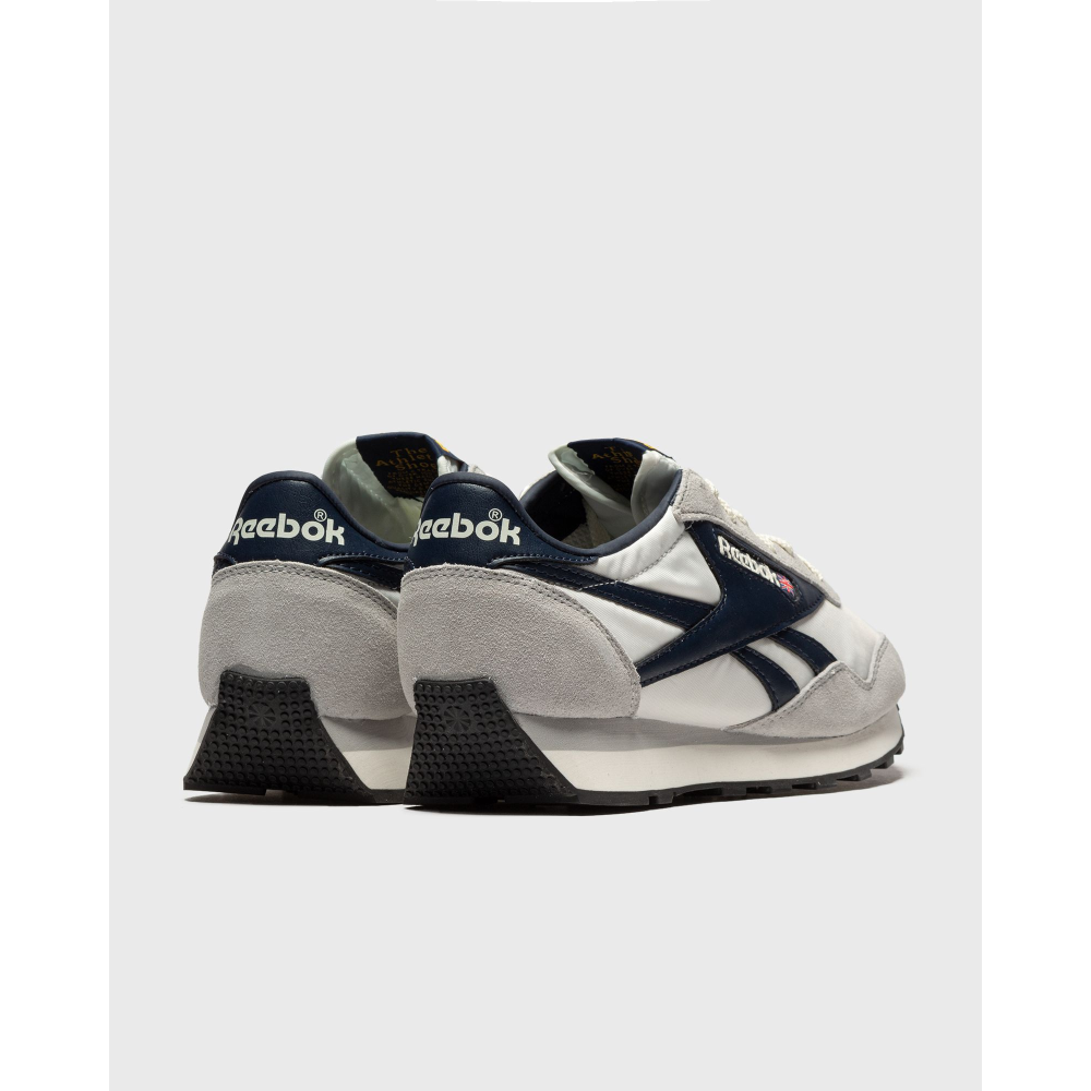 Reebok Aztec II H04983 / grau