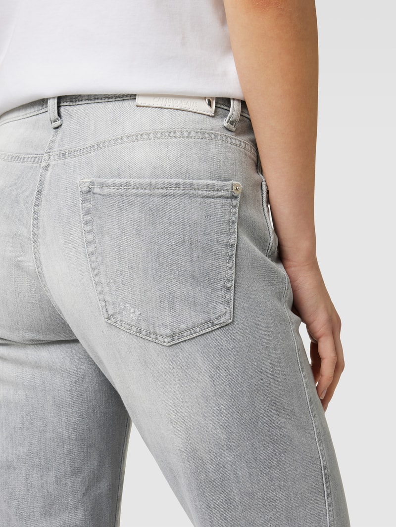 Relaxed Fit Jeans mit Stretch-Anteil in hellgrau