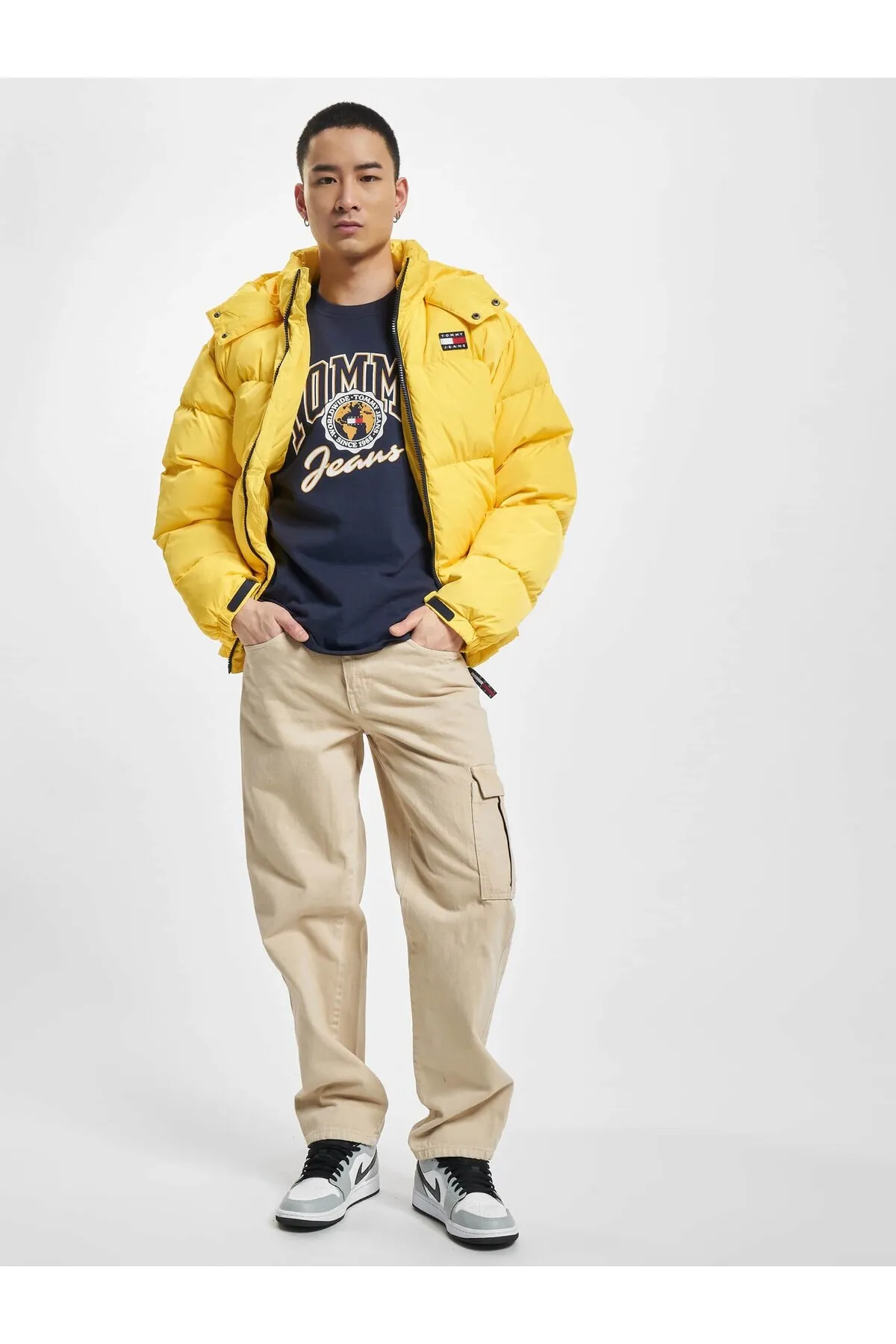 Tommy Hilfiger  Unisex Tommy Jeans Bold College Grafik