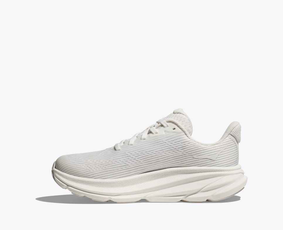 Clifton 9 White / Frost
