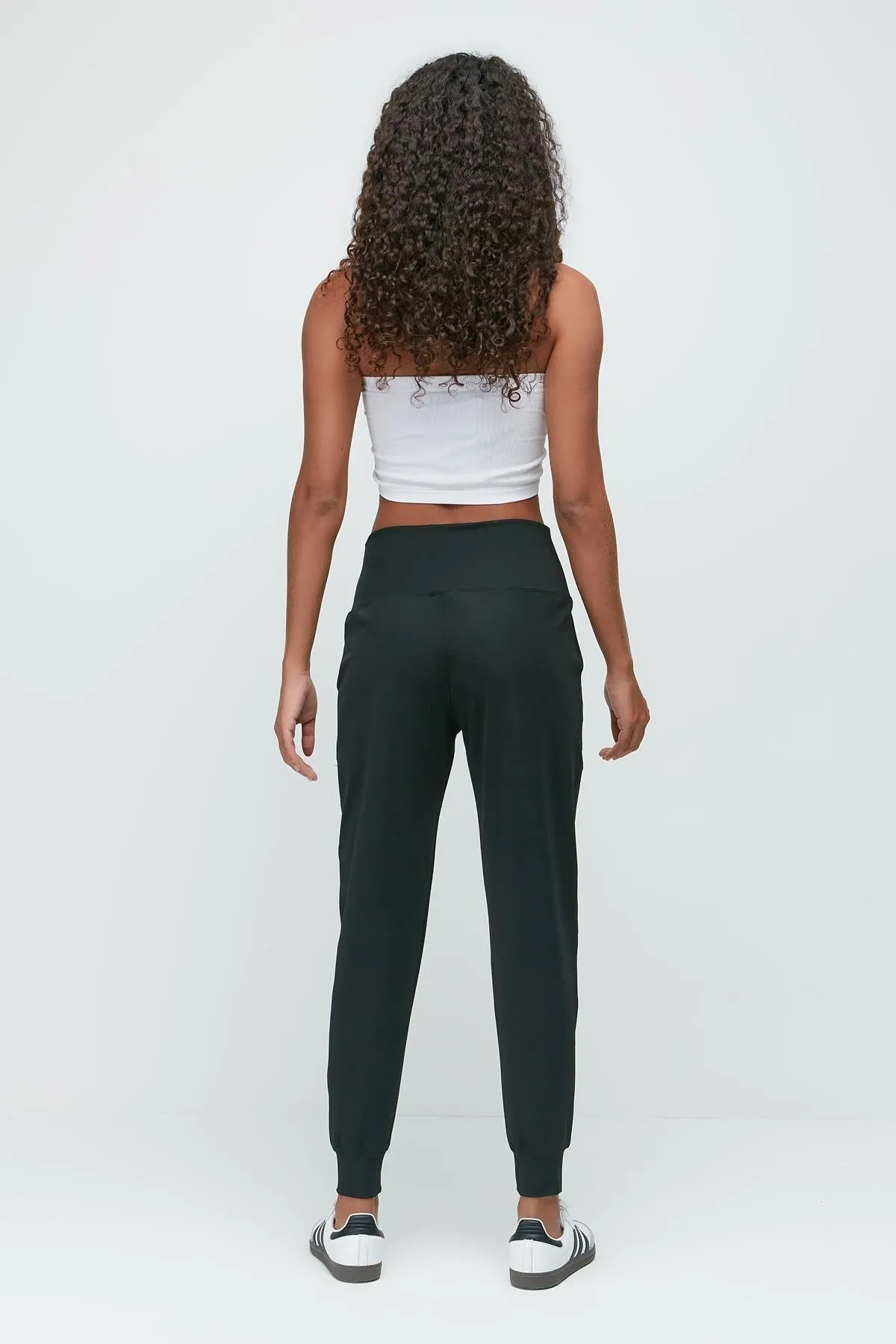 C&City  Jogginghose mit hohem Bund und Bündchen am Bein, 811 Schwarz