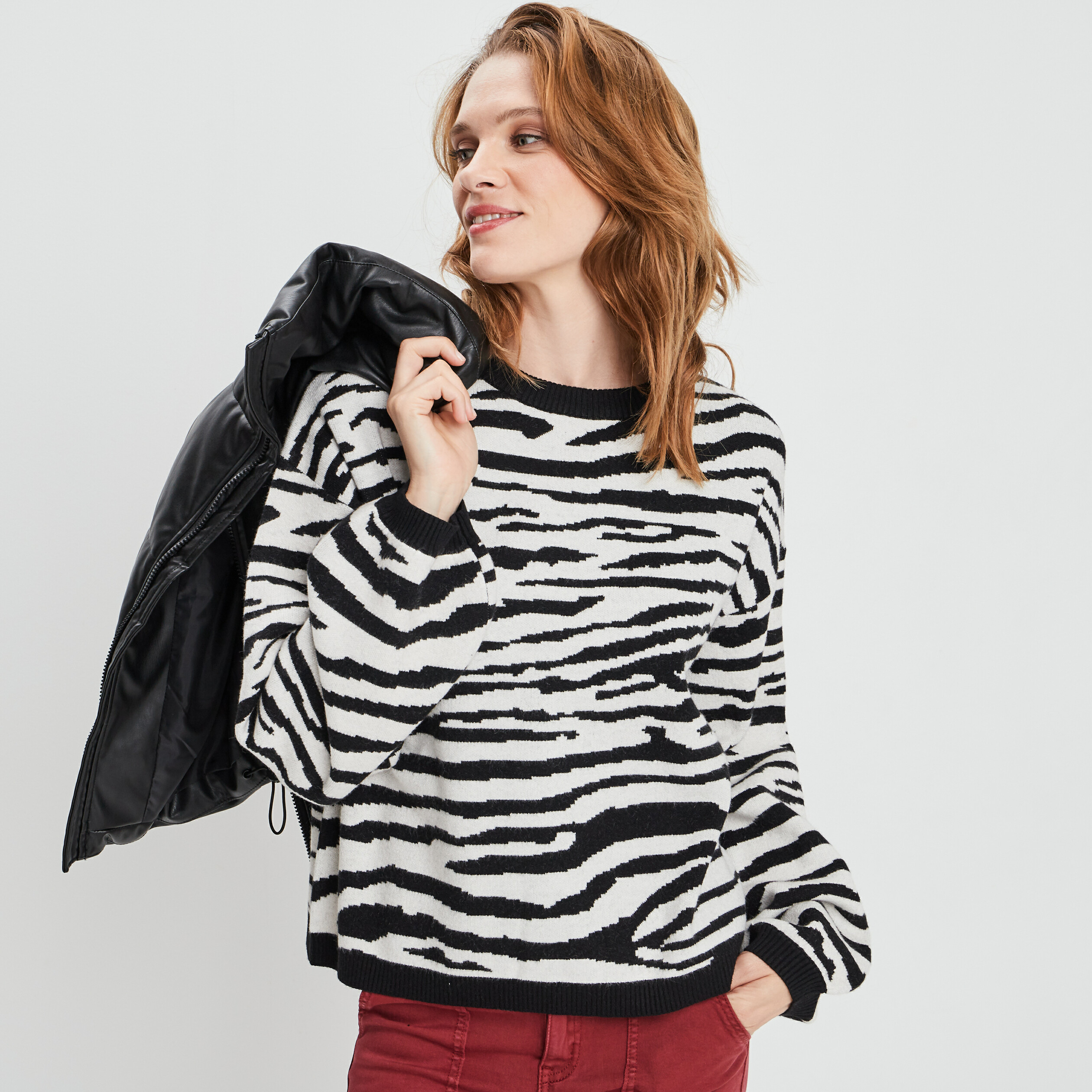 Pull avec col rond ivoire femme | La Halle