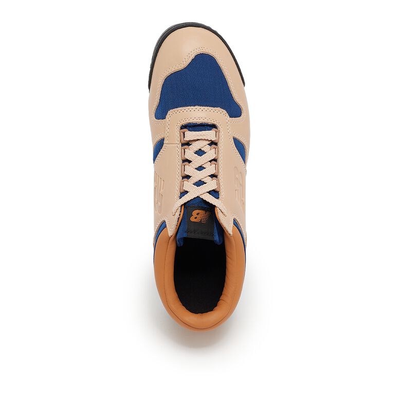 New Balance Rainier Low beige
