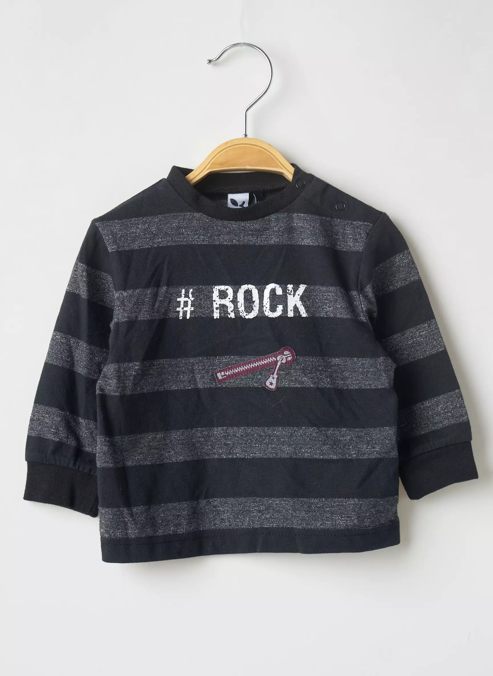 3 Pommes Tshirts Garcon couleur noir