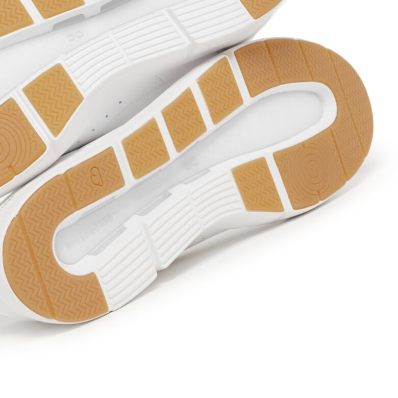 ON The Roger Centre Court white/gum