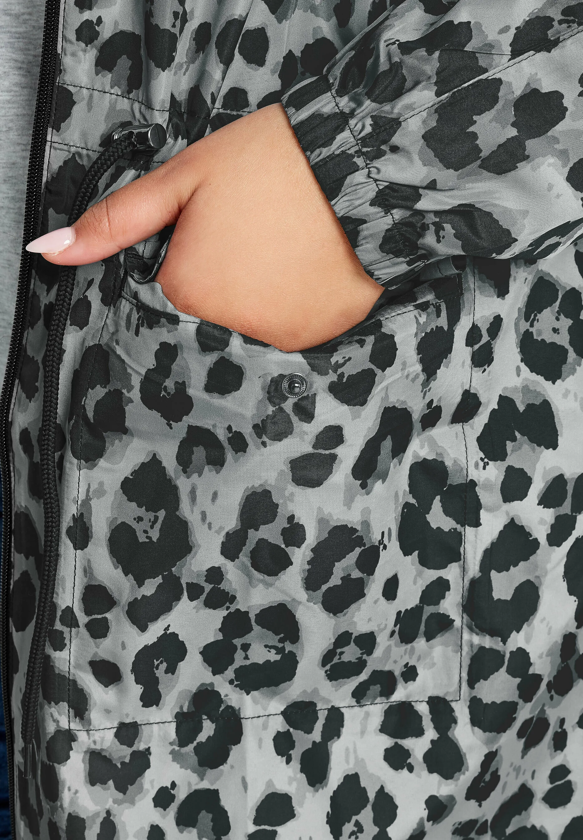 Parka Yours Clothing