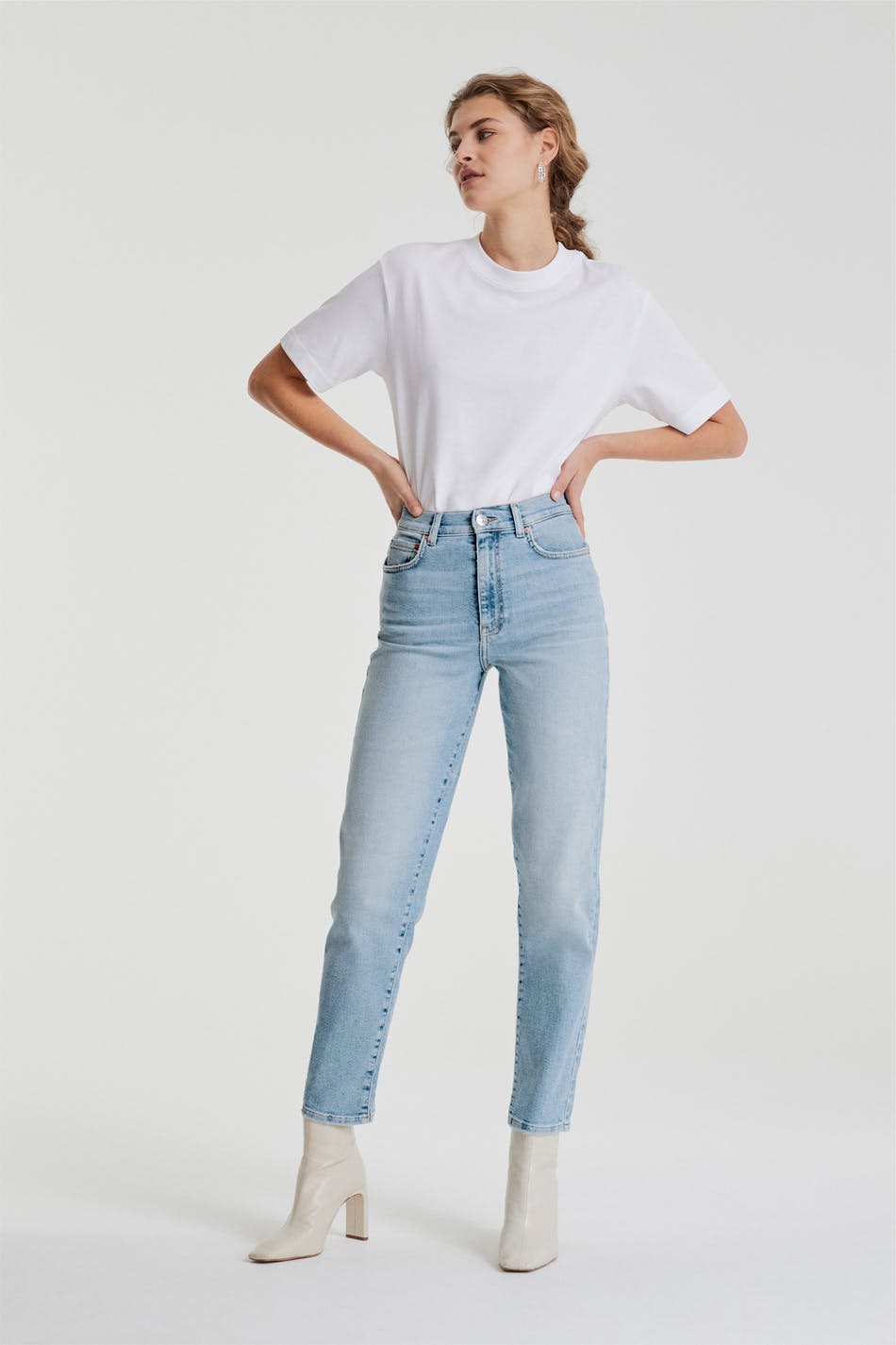 Comfy mom jeans