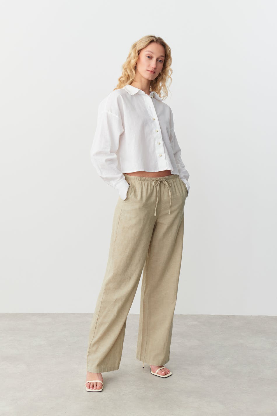 Linen blend trousers
