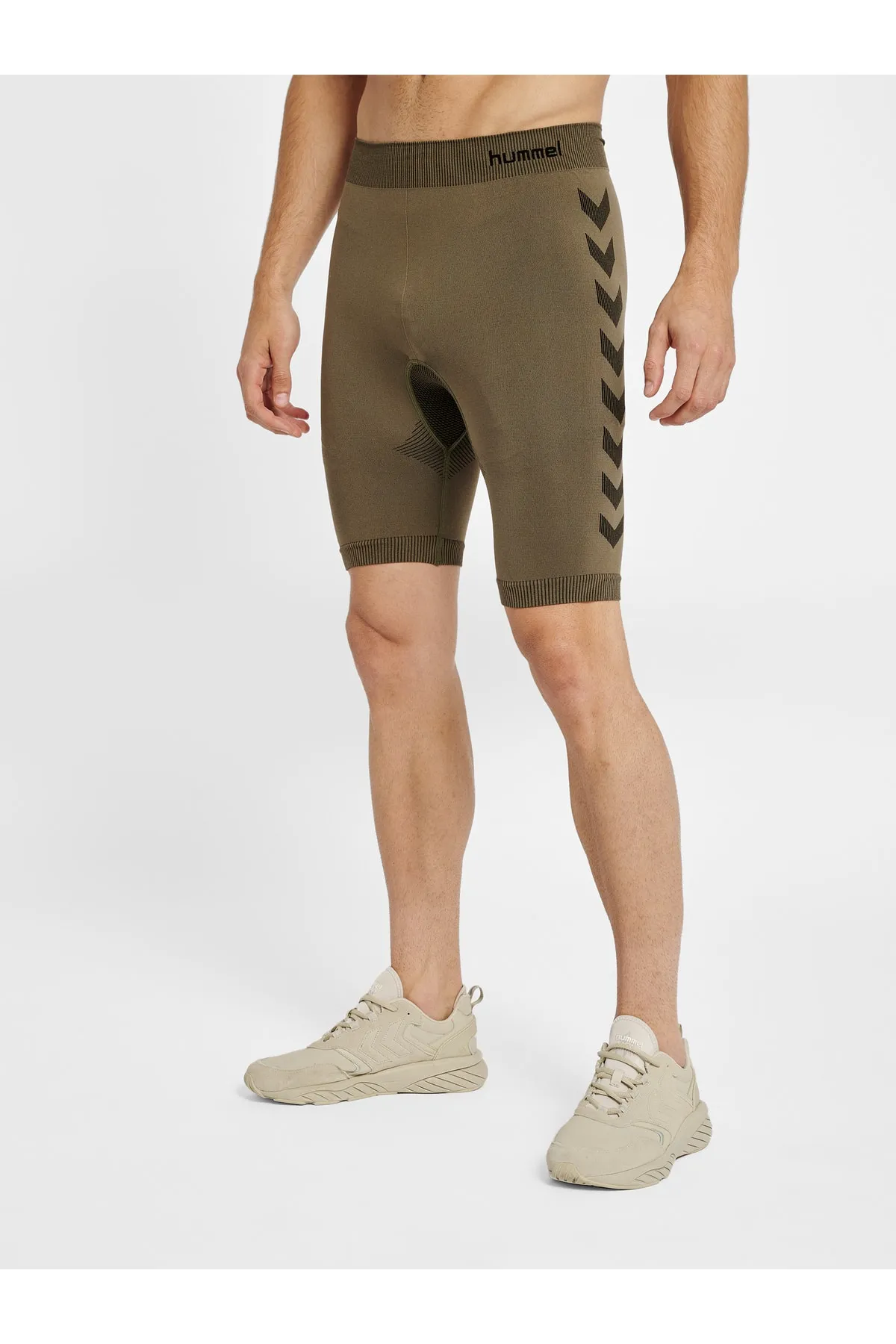 hummel  hmlFIRST SEAMLESS TRAINING SHORT TIGHTS