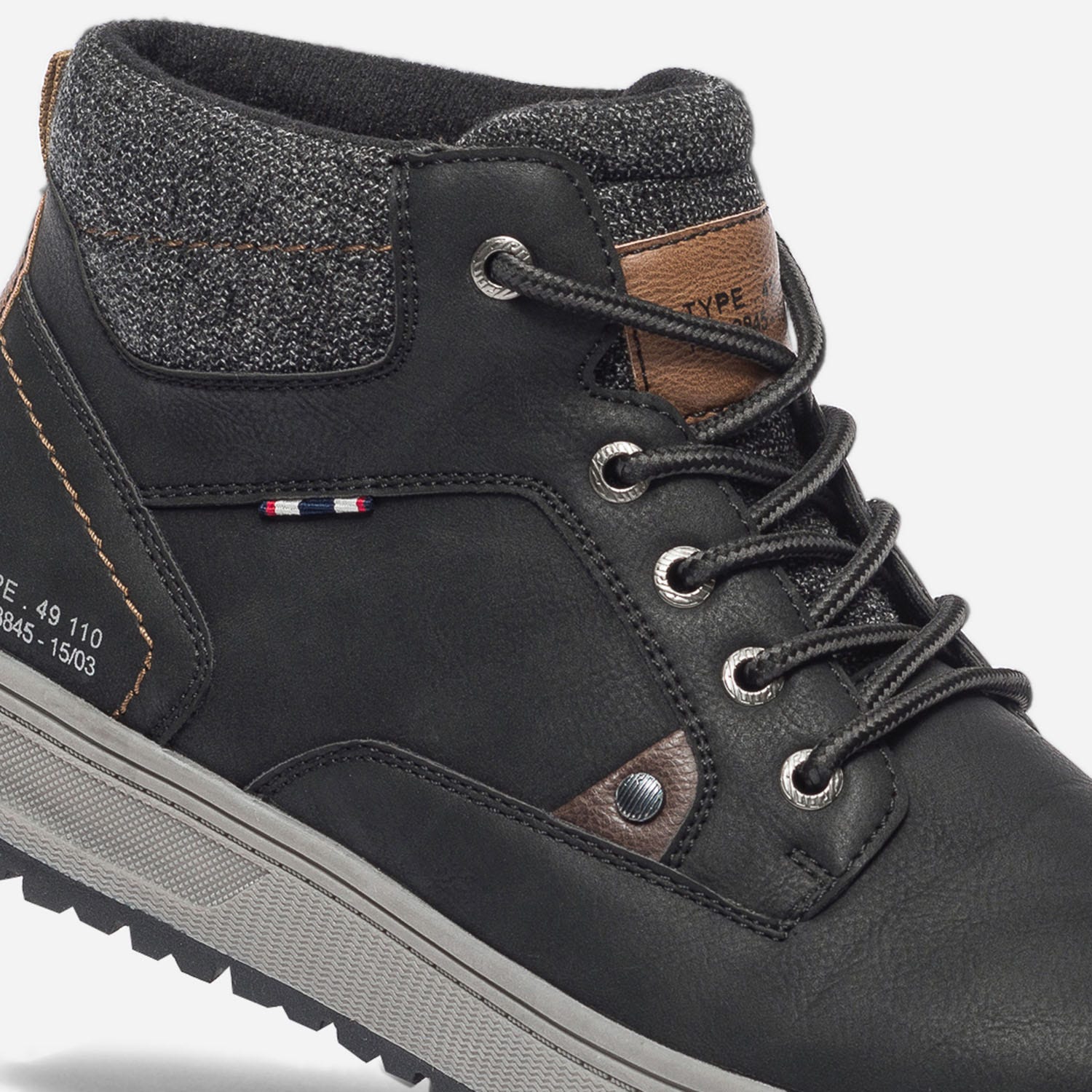 Boots à lacet noir avec col textile